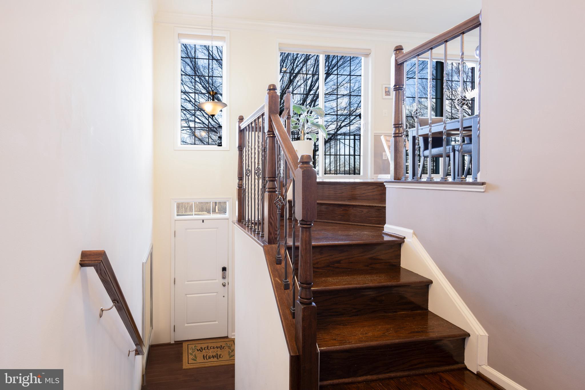 LOUDOUN VALLEY ESTATES 2 - Residential Lease