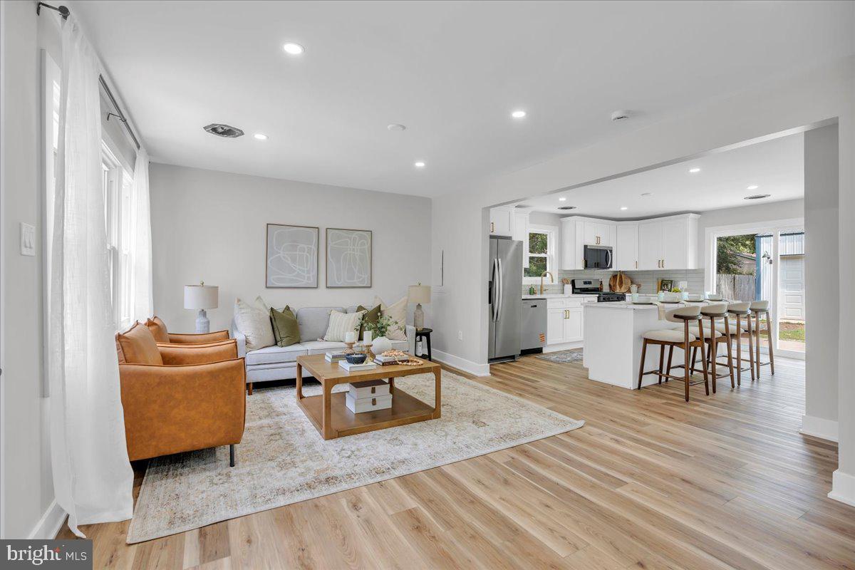 515 W VIRGINIA ROAD