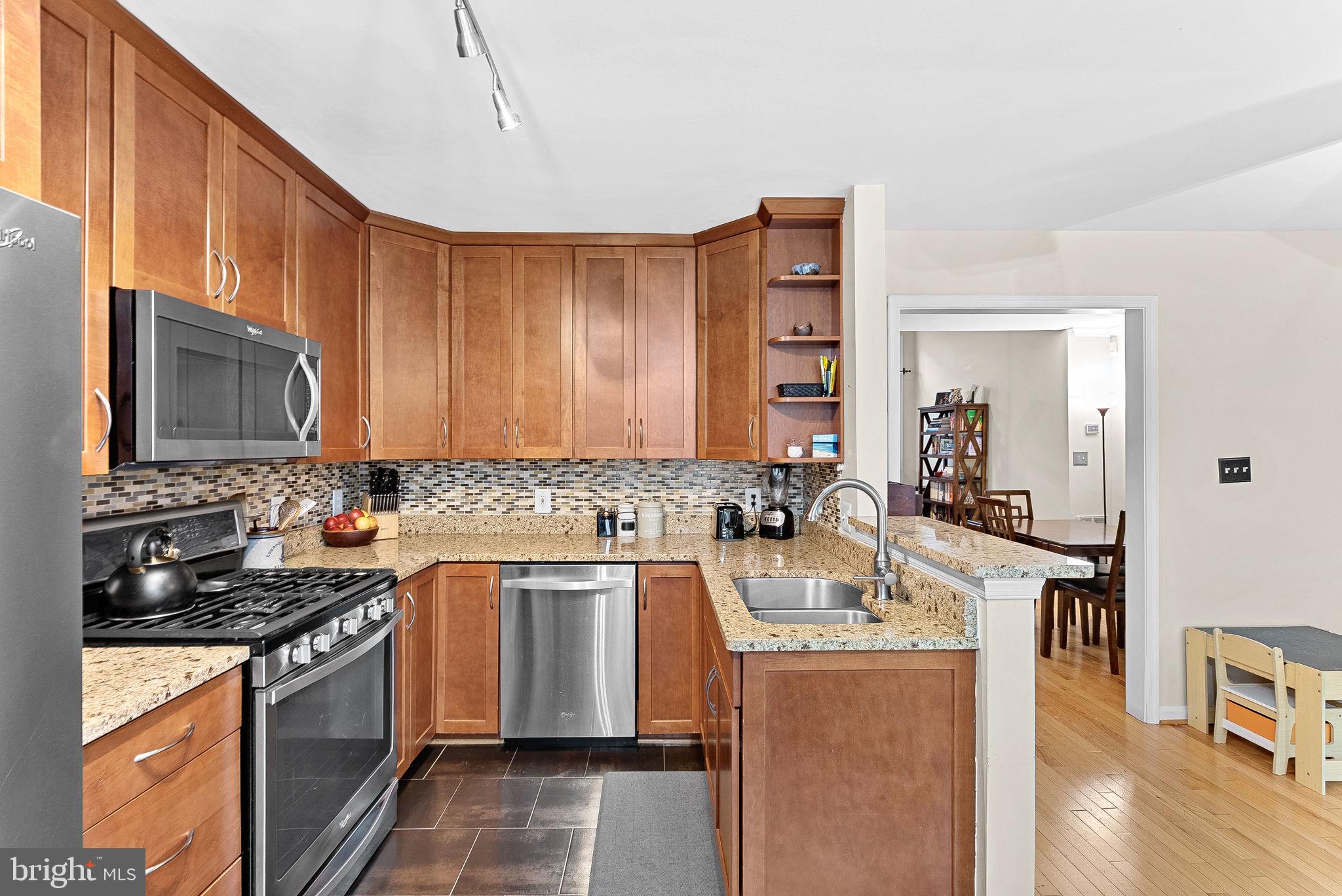 STONEGATE - Residential