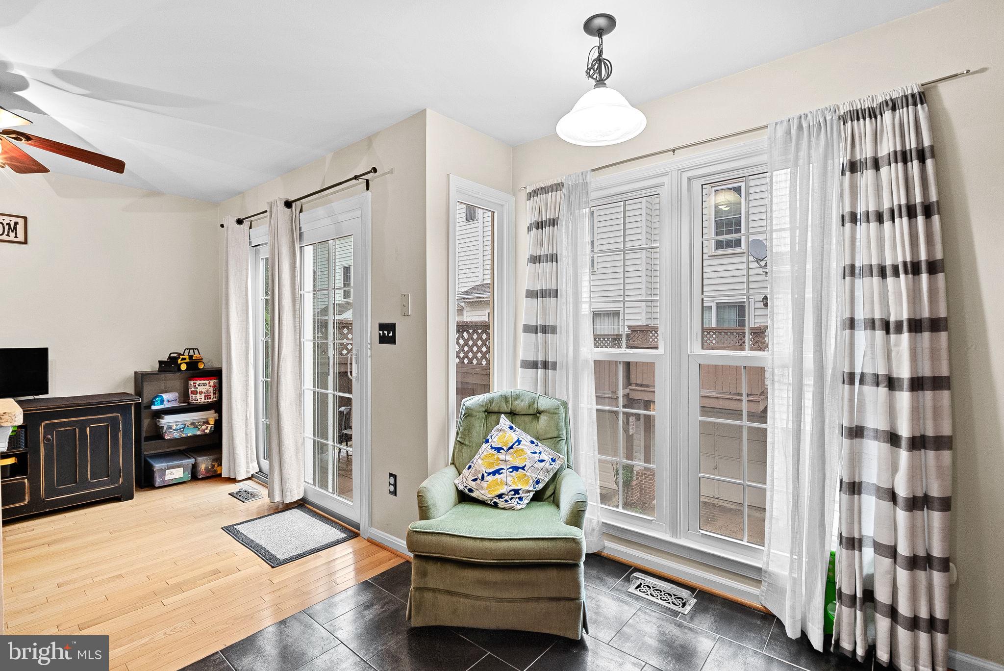 STONEGATE - Residential