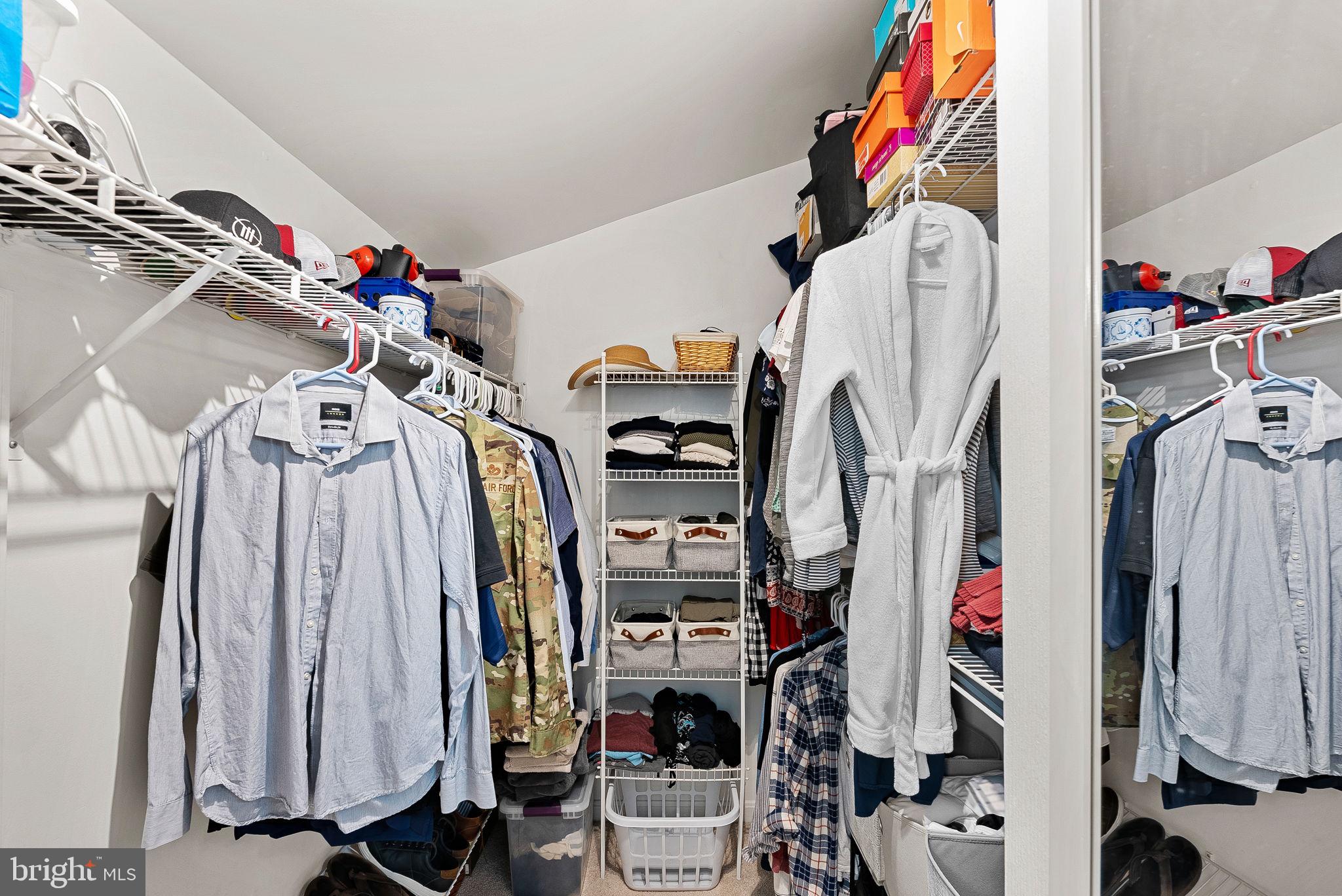 STONEGATE - Residential