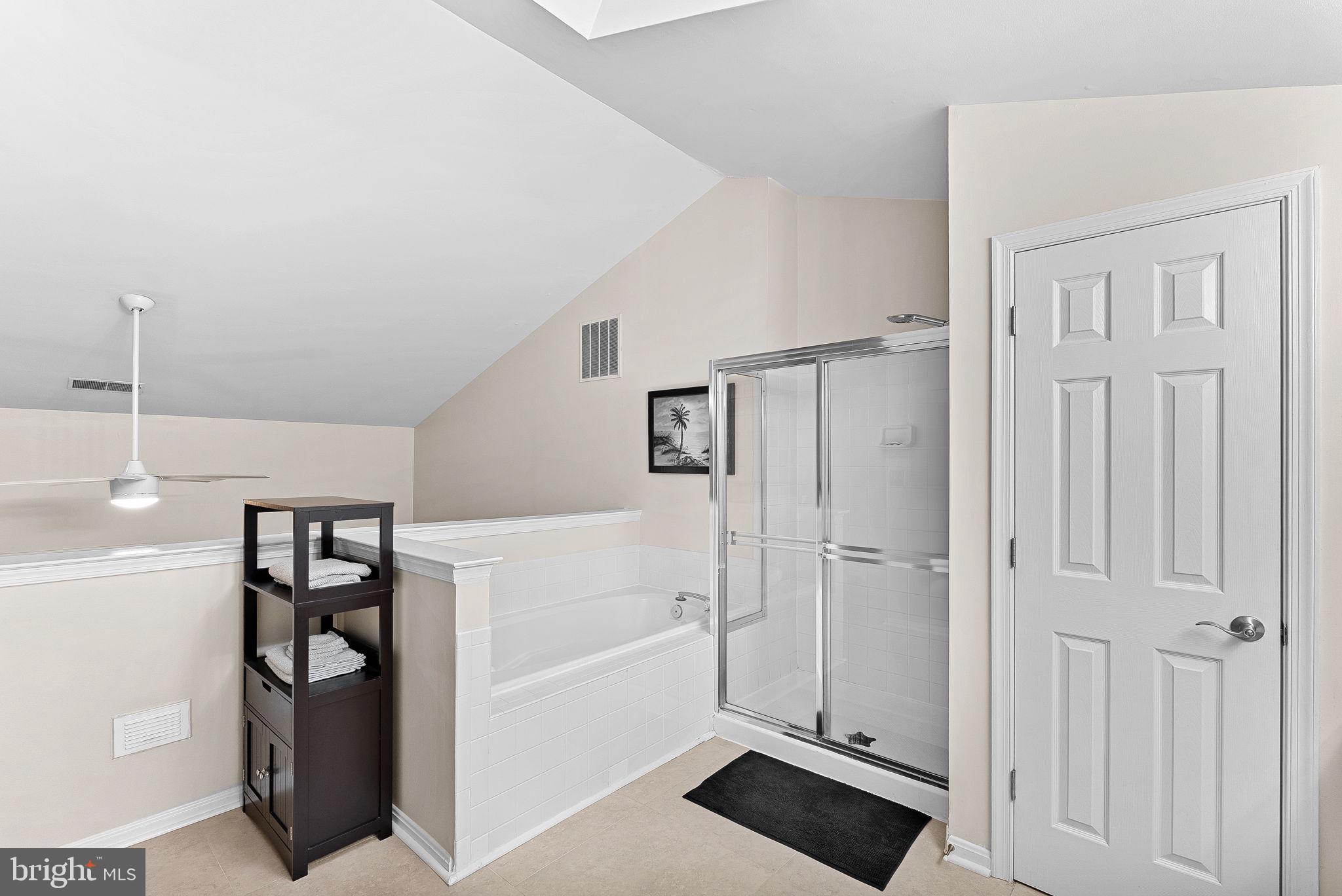 STONEGATE - Residential