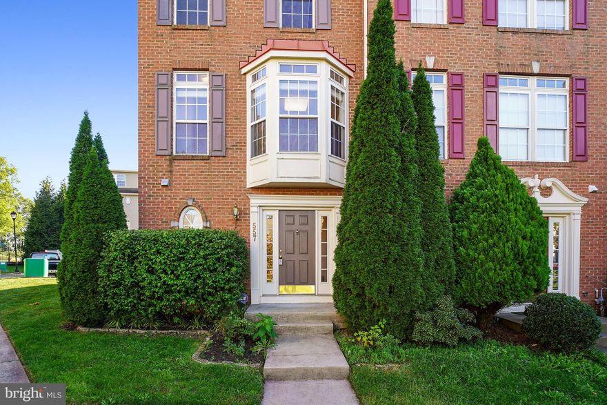 This beautiful and well-maintained 3-bedroom end unit townhome with two full and one half bath is located in the highly sought after Frederick Overlook community. This house has an Open Floor Plan boasting 3 generous bedrooms and so many features, you'll look no further. The entrance level has a One Car Garage, a Powder Room, a spacious tiled Foyer and entryways from the garage or courtyard. The main level has a well appointed eat in kitchen with lovely oak cabinets, a bay window and a built in office desk. This level also has an open Family room with loads of Natural light and a western facing balcony. This end Unit has three larger than average bedrooms, each with walk-in closets, and an easy flow for today's living. The first Master Bedroom has a generous en suite bathroom with granite countertop, neutral colors, and a large walking closet. The second Master bedroom facing the Courtyard has a private Bath and a large walk-in closet. The third large bedroom on the upper most level is bright, spacious and has a walk-in closet. Natural light on every level, this home has extra windows in stairwells opening up space even more. This end unit has been lovingly maintained and will not disappoint. Come see it before it's gone!