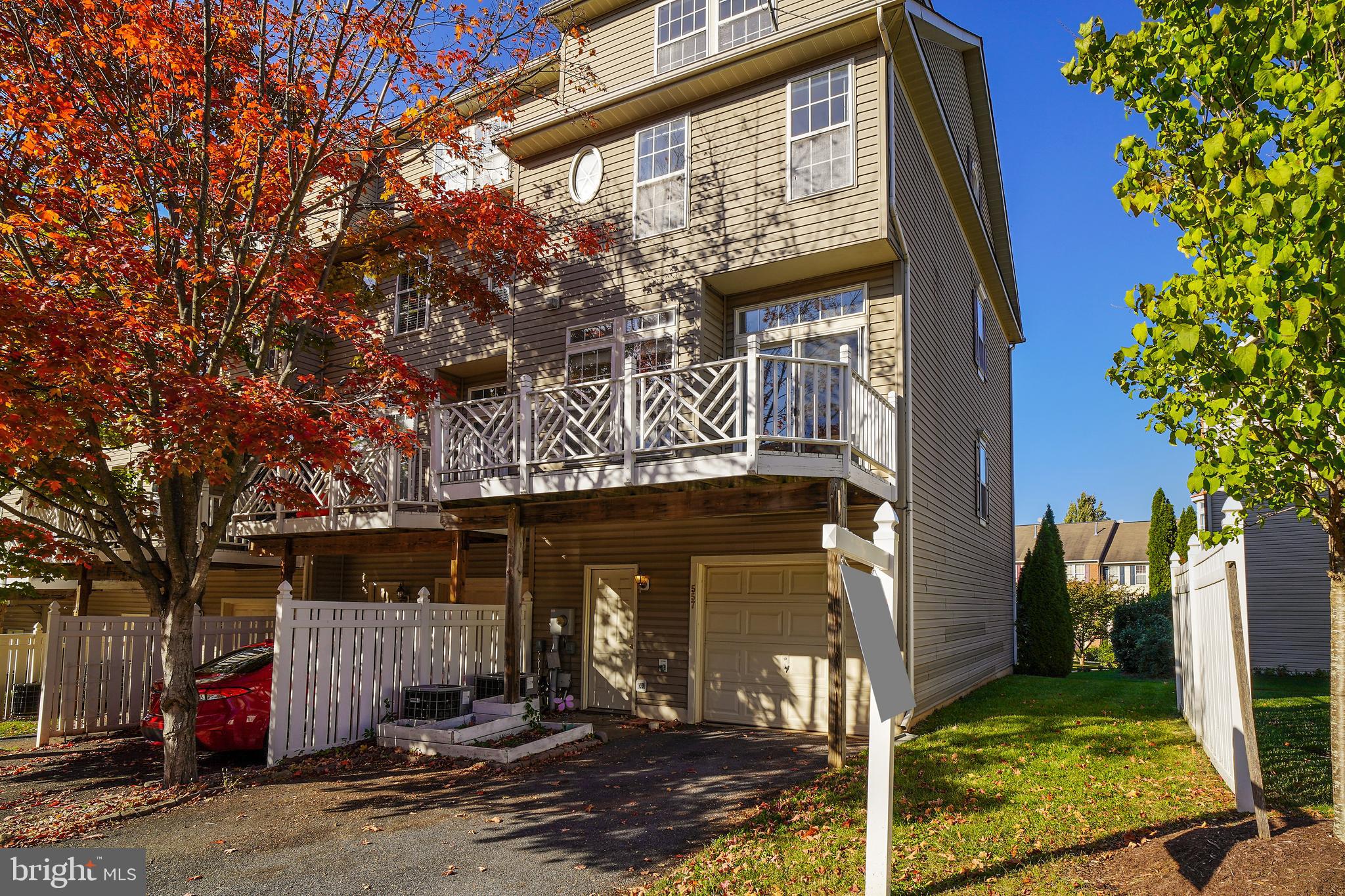 OVERLOOK - Residential