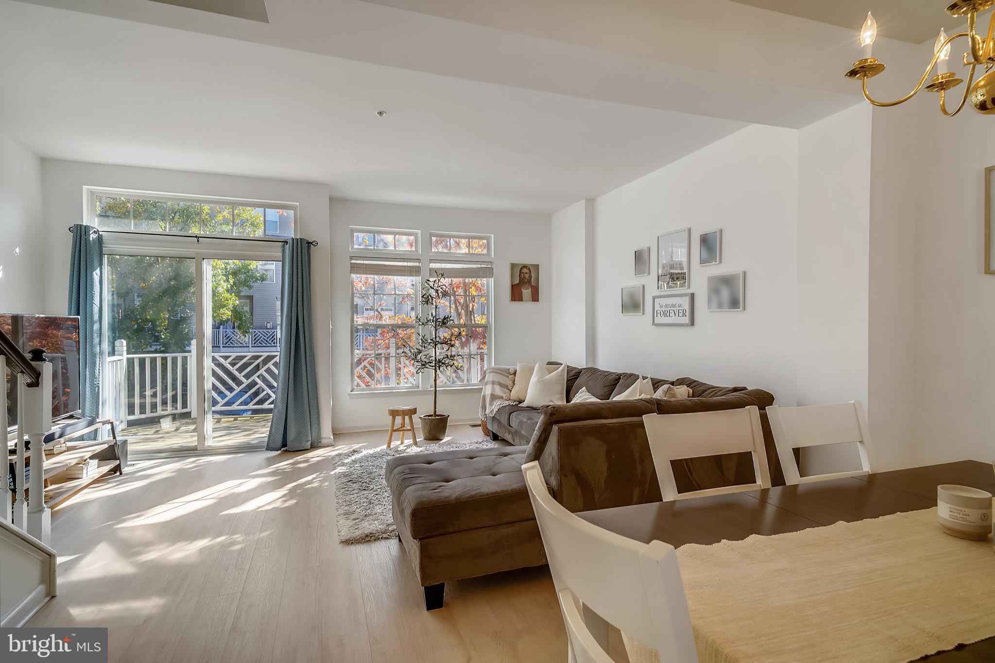 OVERLOOK - Residential