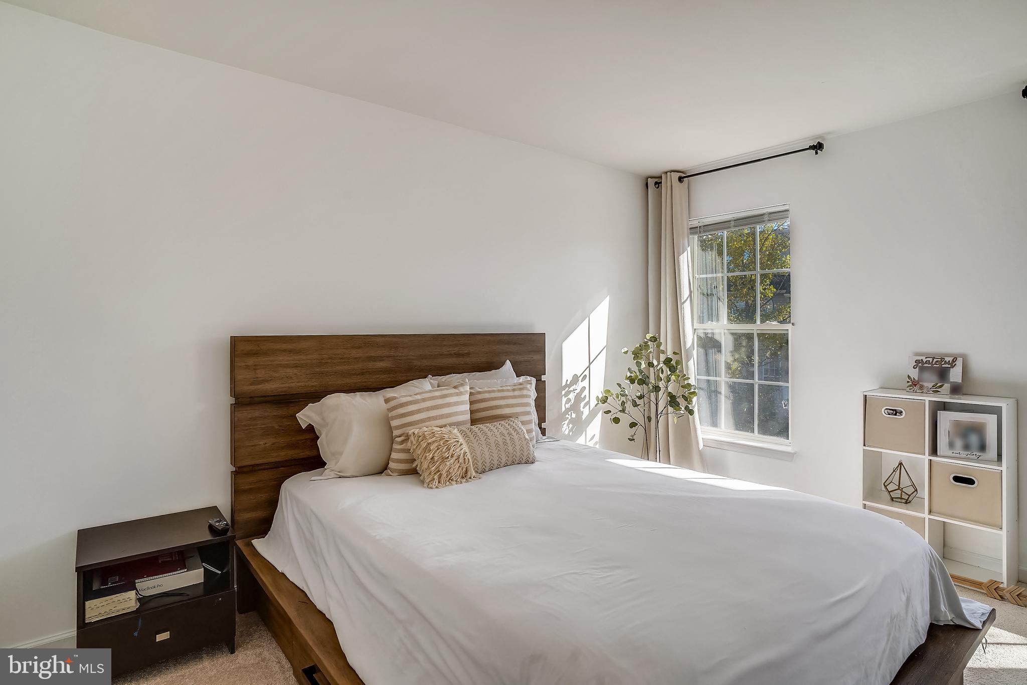 OVERLOOK - Residential