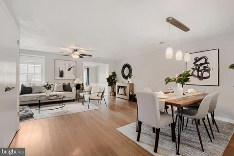 MLS: MDHR2060986