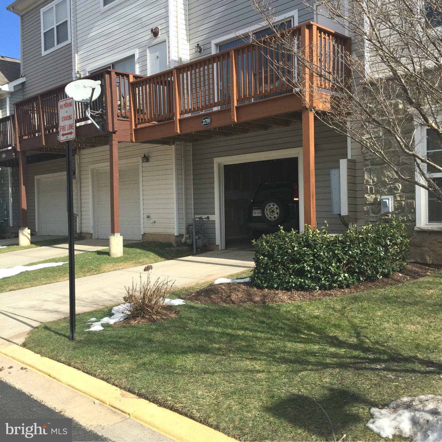 PARKSIDE AT ASHBURN - Residential