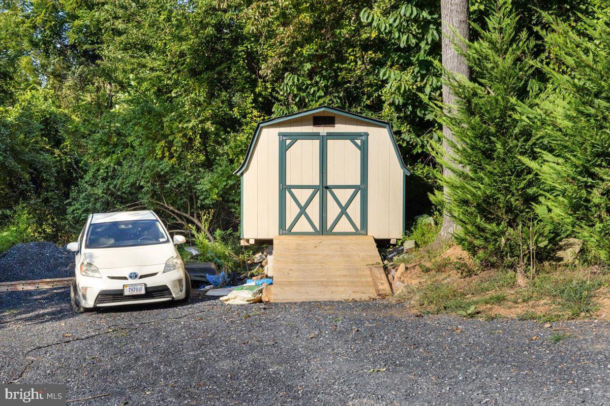 SKYLAND ESTATES - Residential