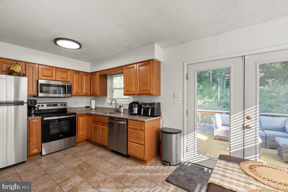 SKYLAND ESTATES - Residential