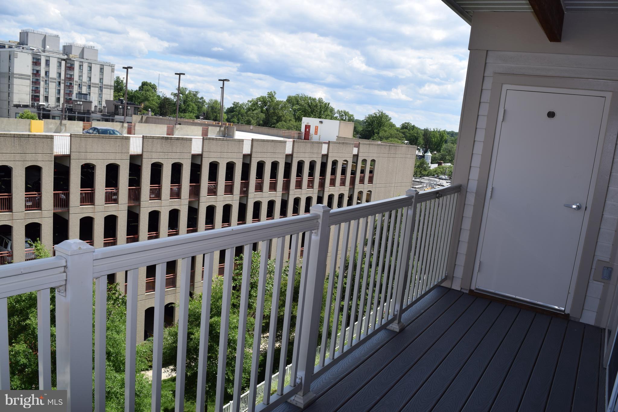 8045 AT SILVER SPRING METRO - Residential