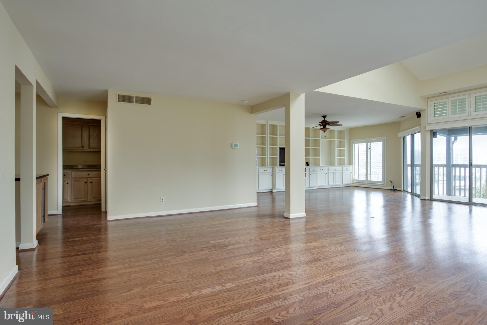 CHESAPEAKE HARBOUR - Residential