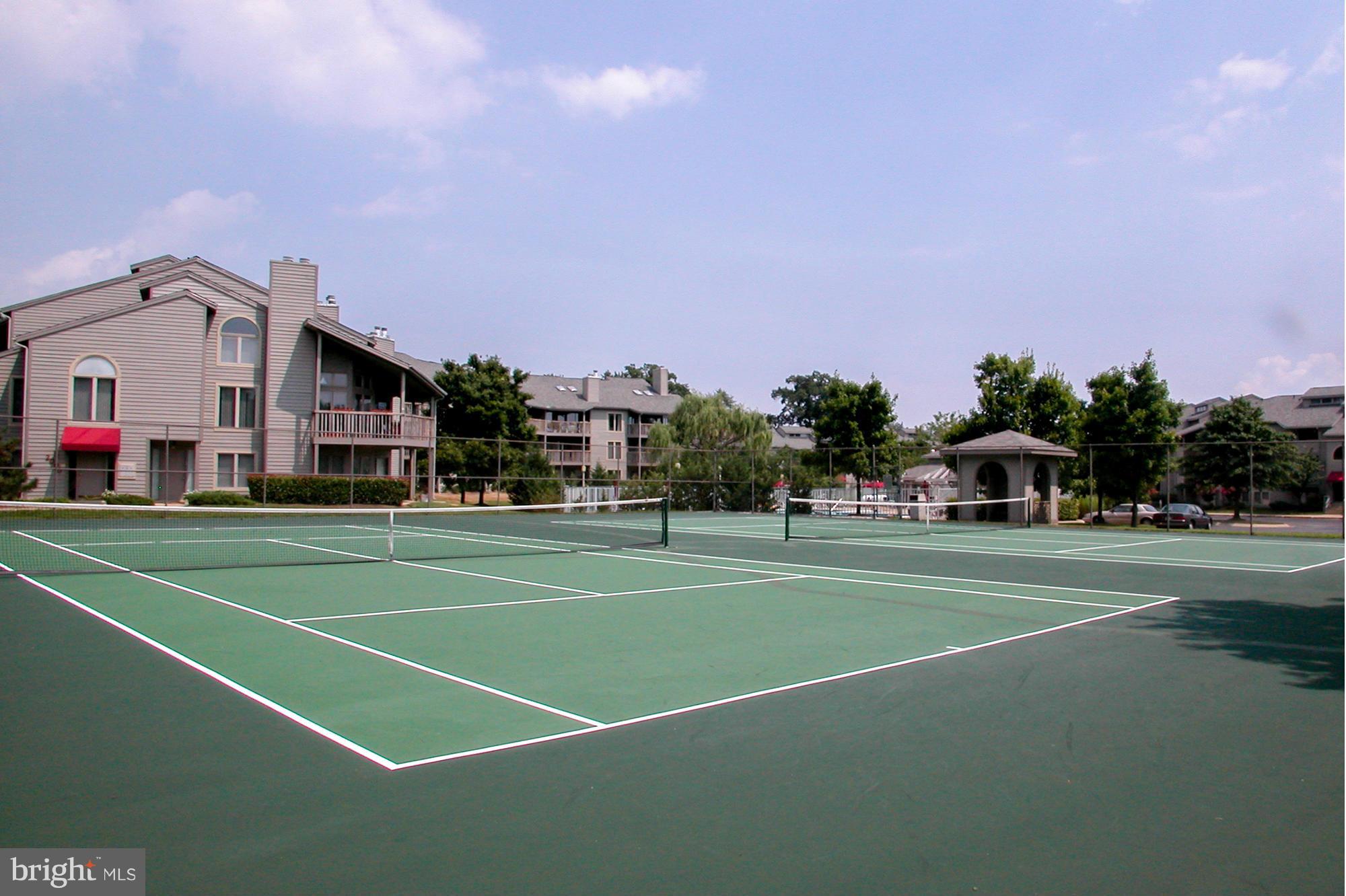 CHESAPEAKE HARBOUR - Residential