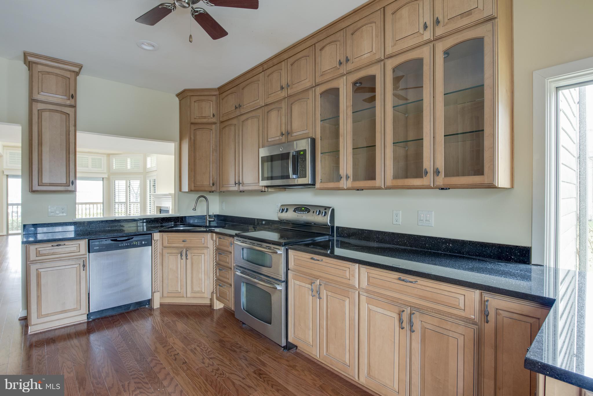 CHESAPEAKE HARBOUR - Residential