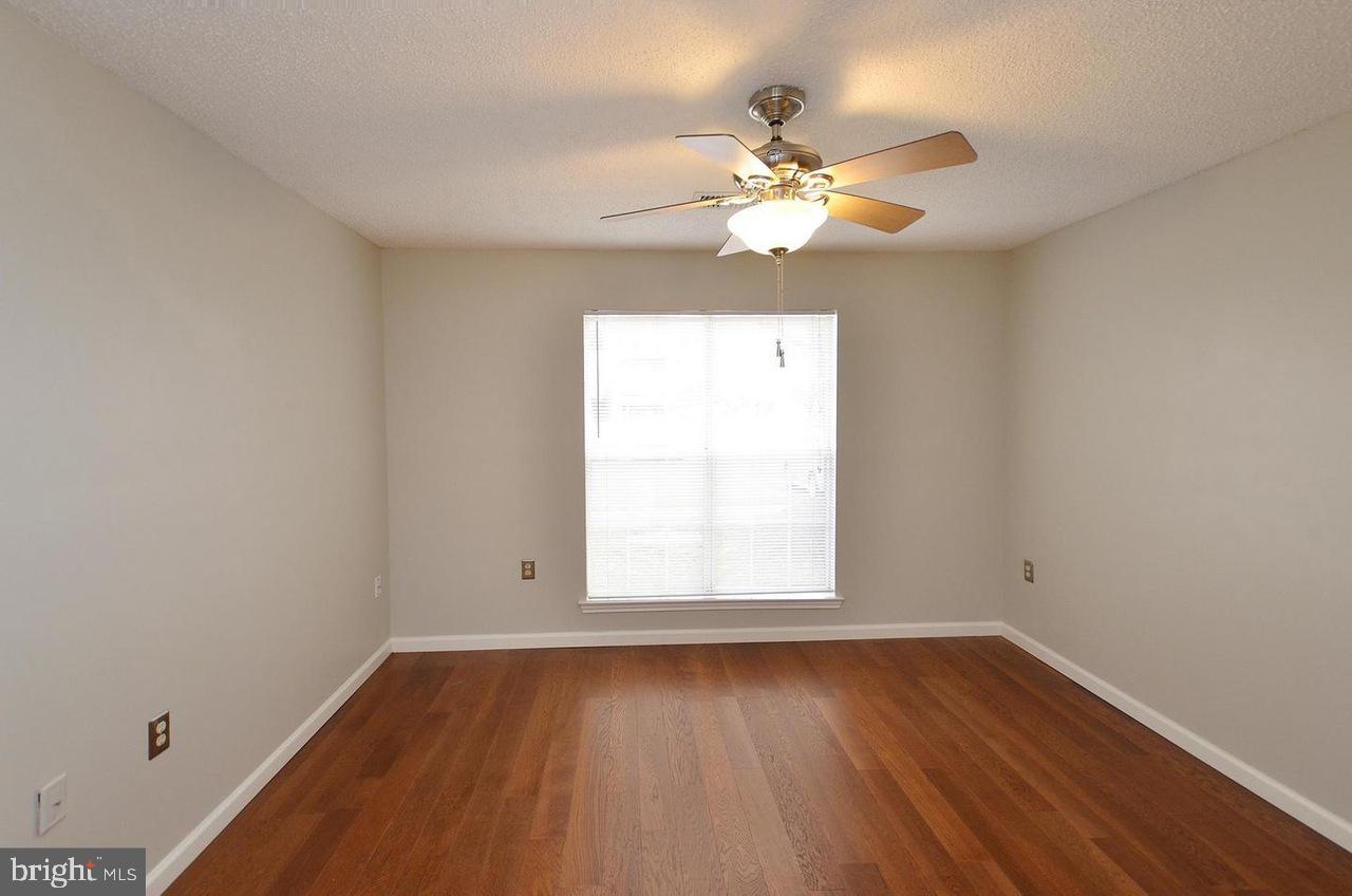 ASHBURN FARM - Residential