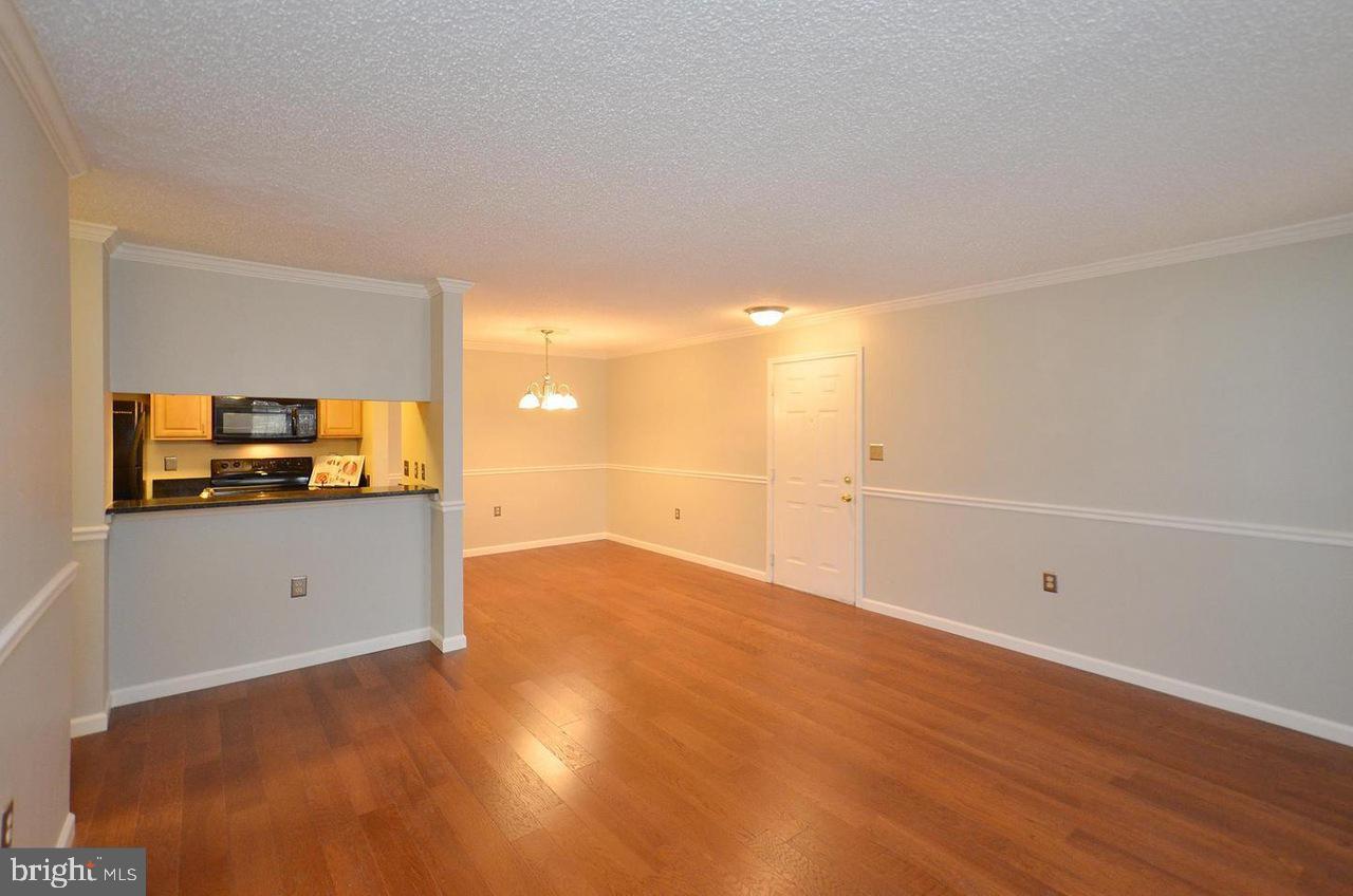 ASHBURN FARM - Residential