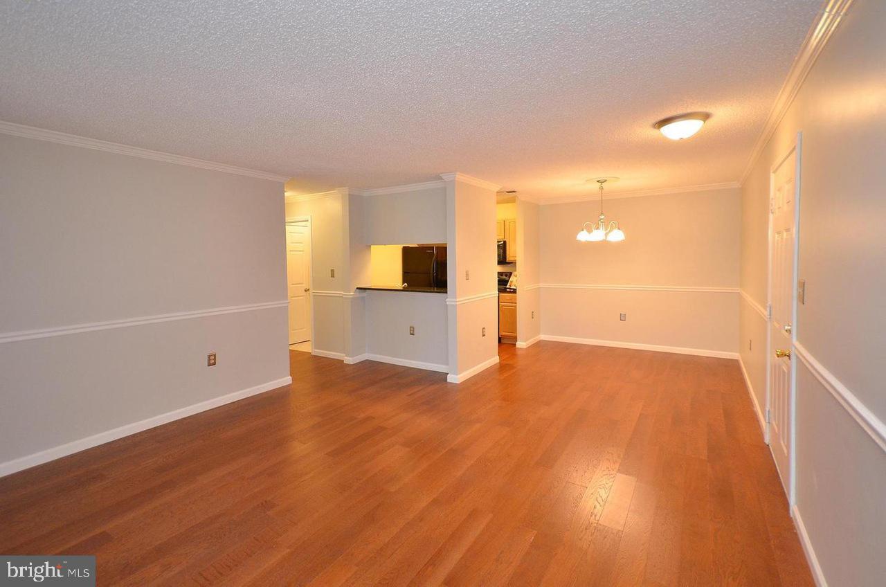 ASHBURN FARM - Residential