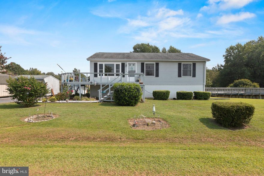 3 Bedroom 2 Full Bath Rambler on a finished basement.  Priced to sell in a great location.  House has nice size yard with swimming pool.  Schedule your appointment today!