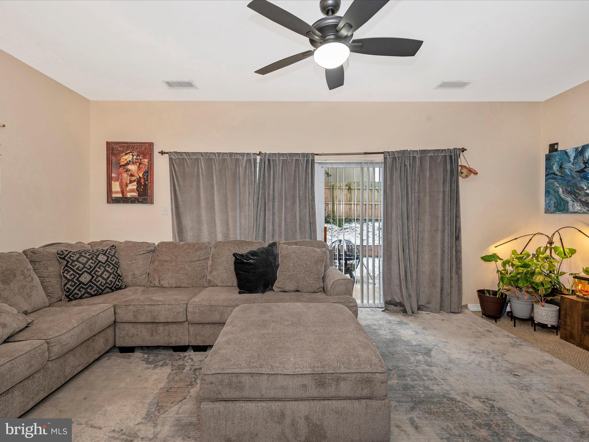 MONTCLAIR MANOR - Residential