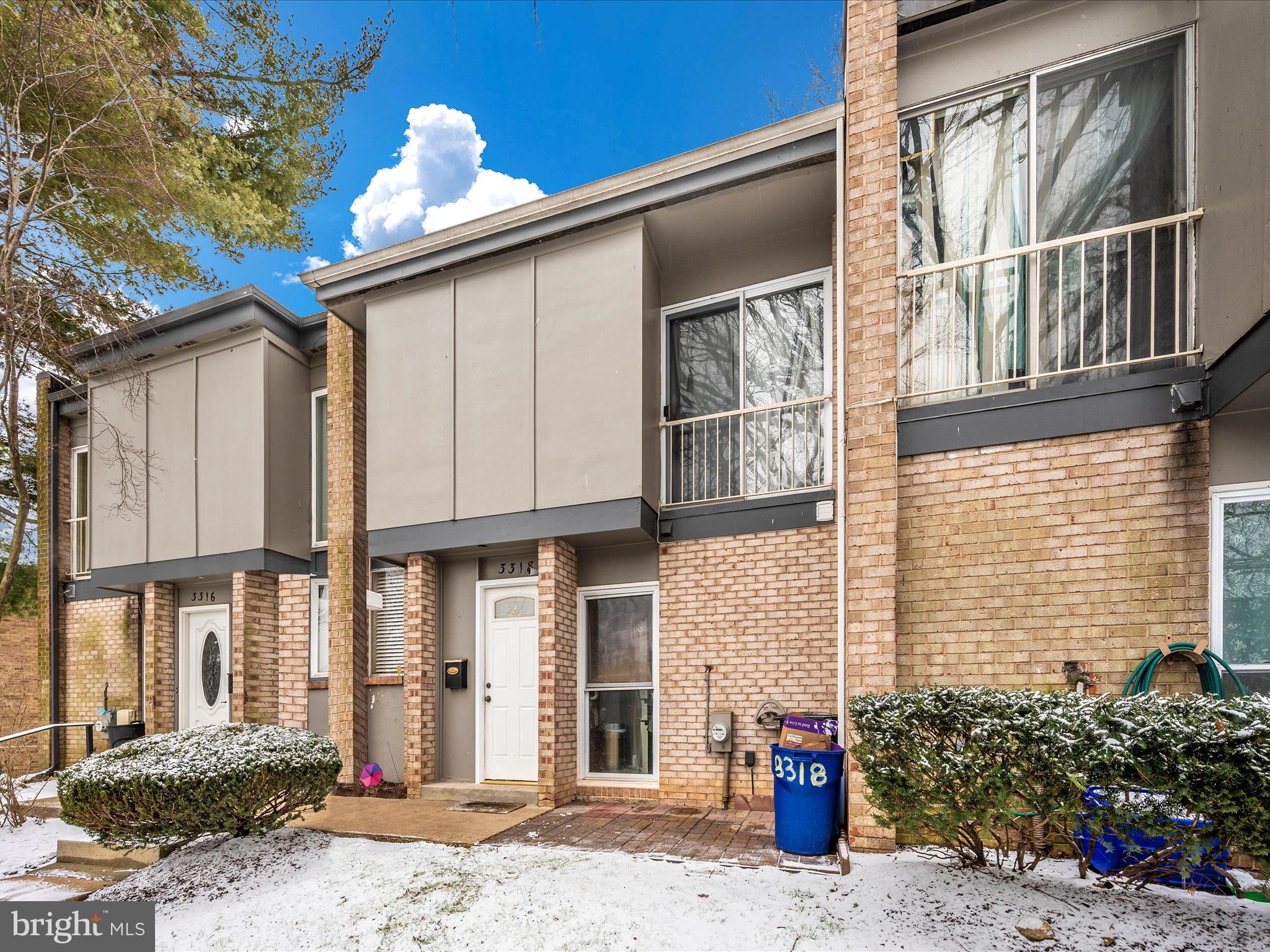 MONTCLAIR MANOR - Residential