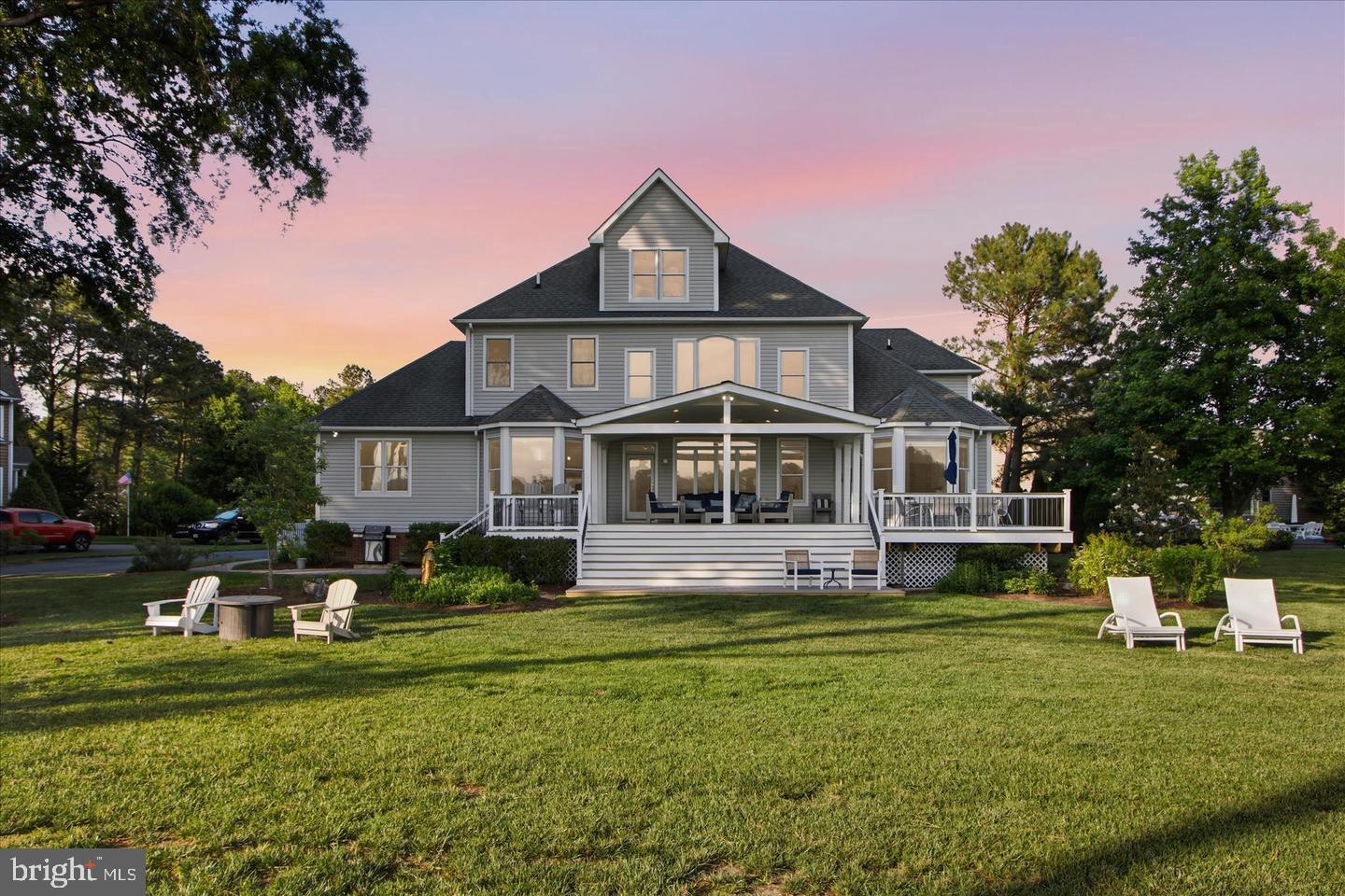 109 STARBOARD COURT
