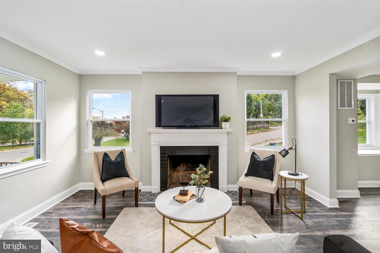 ORIGINAL NORTHWOOD - Residential