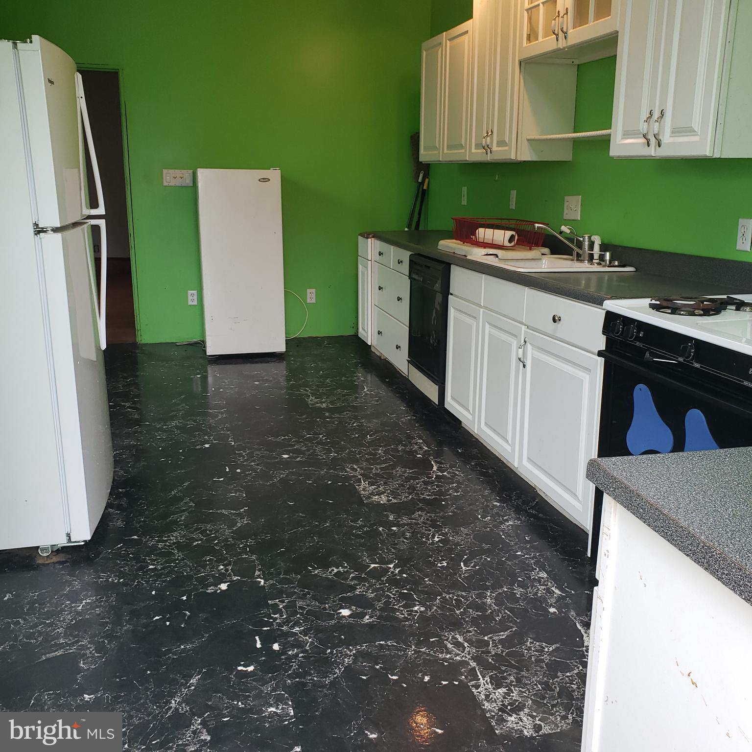 BEVERLY HILLS - Residential Income