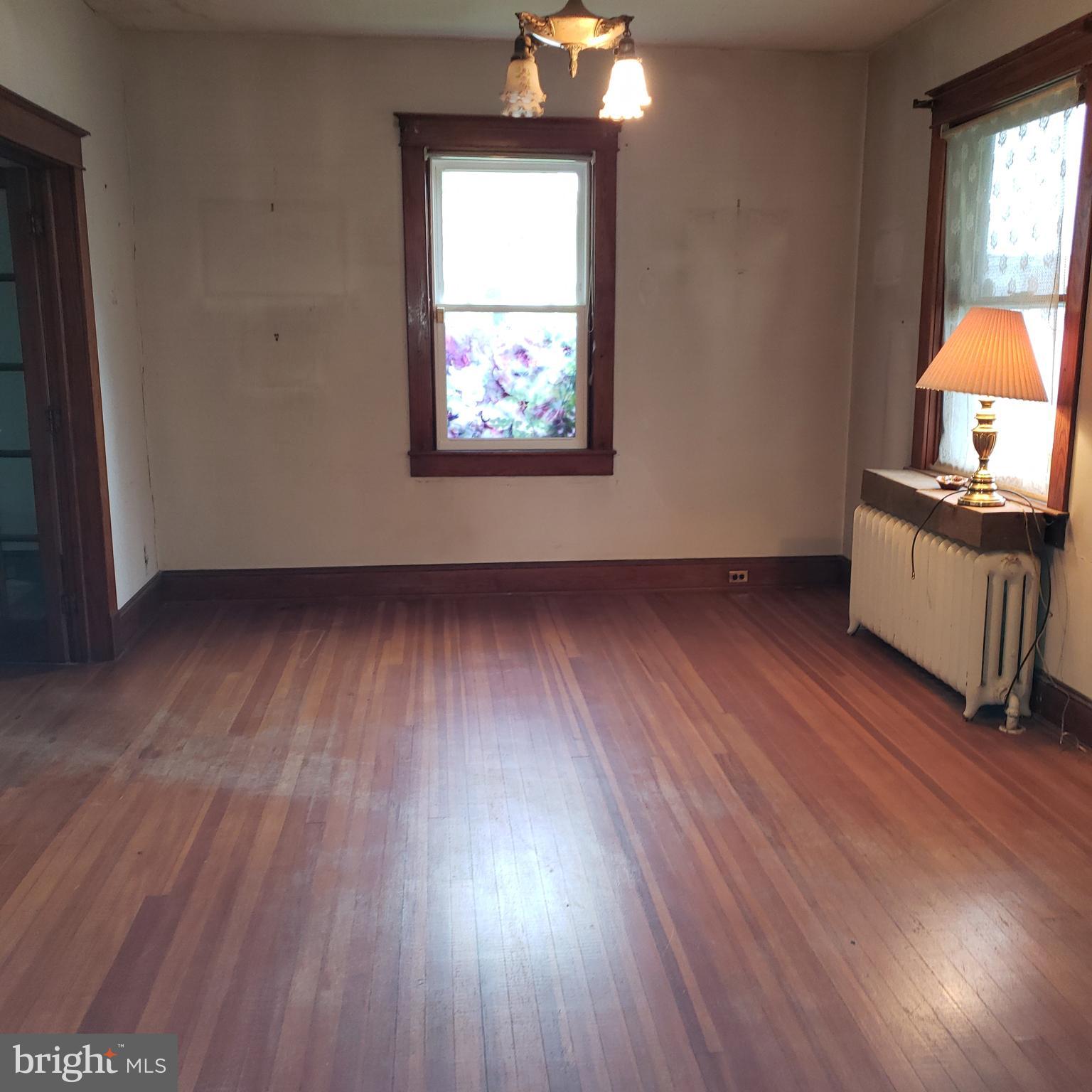 BEVERLY HILLS - Residential Income