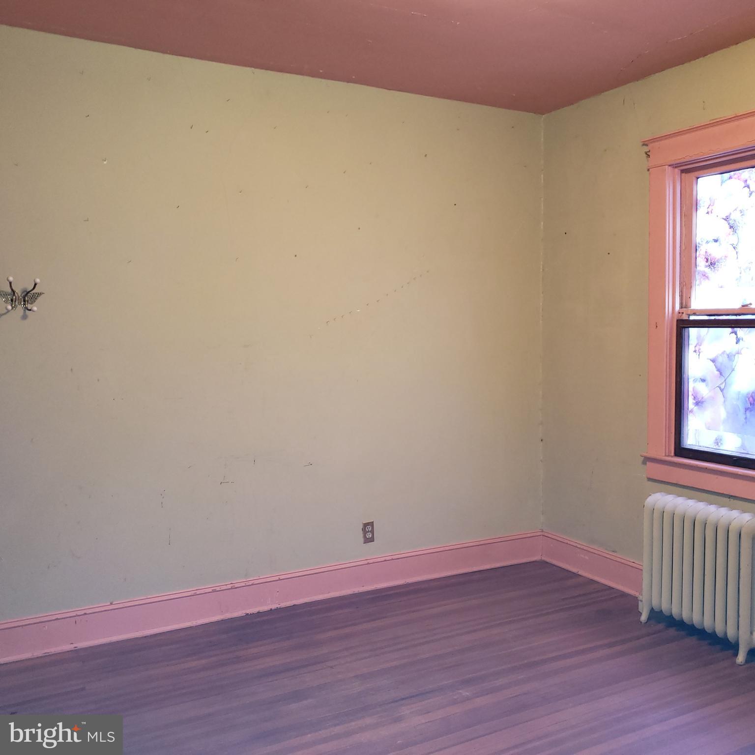 BEVERLY HILLS - Residential Income