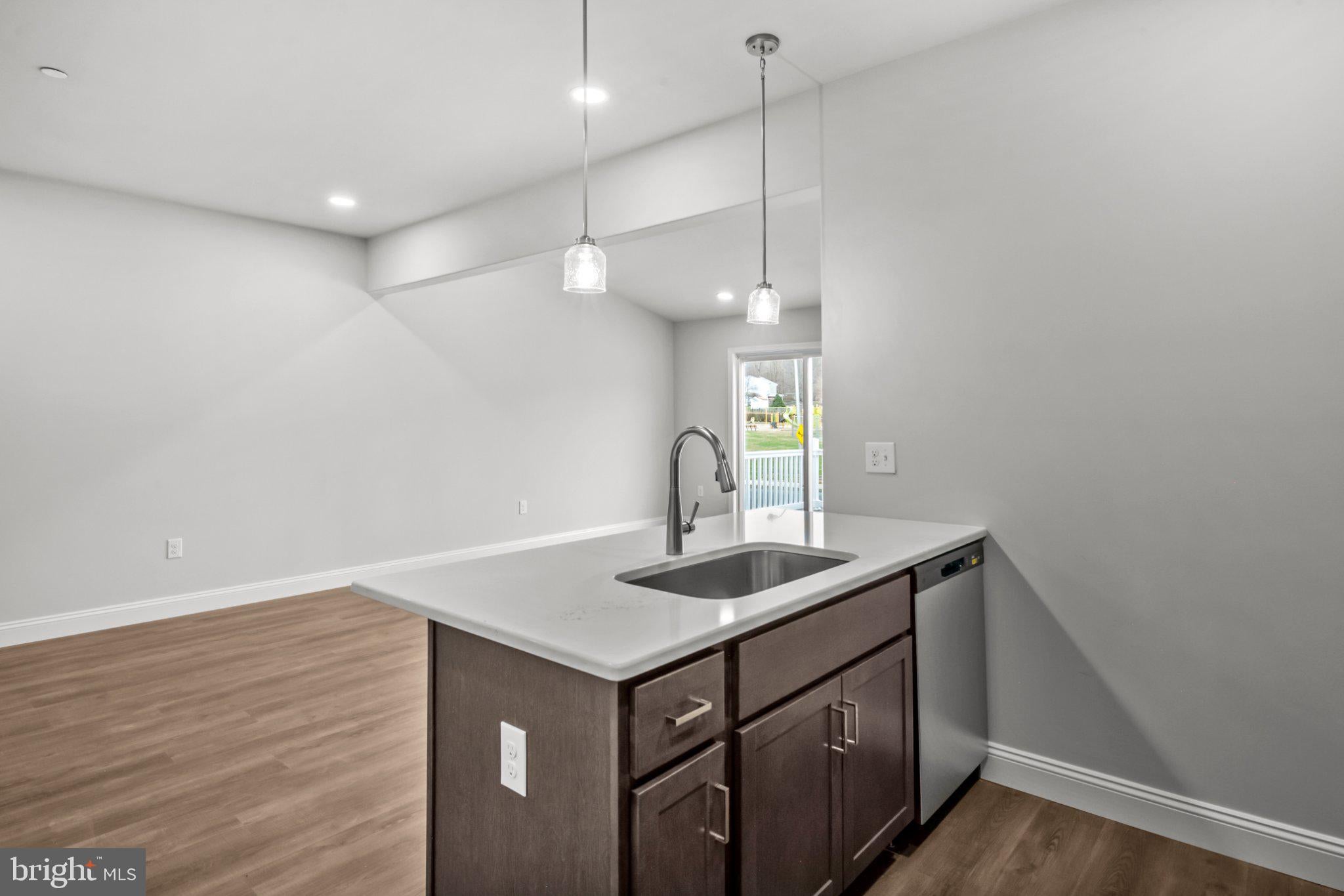 206 LUCILLE WAY LOT 11