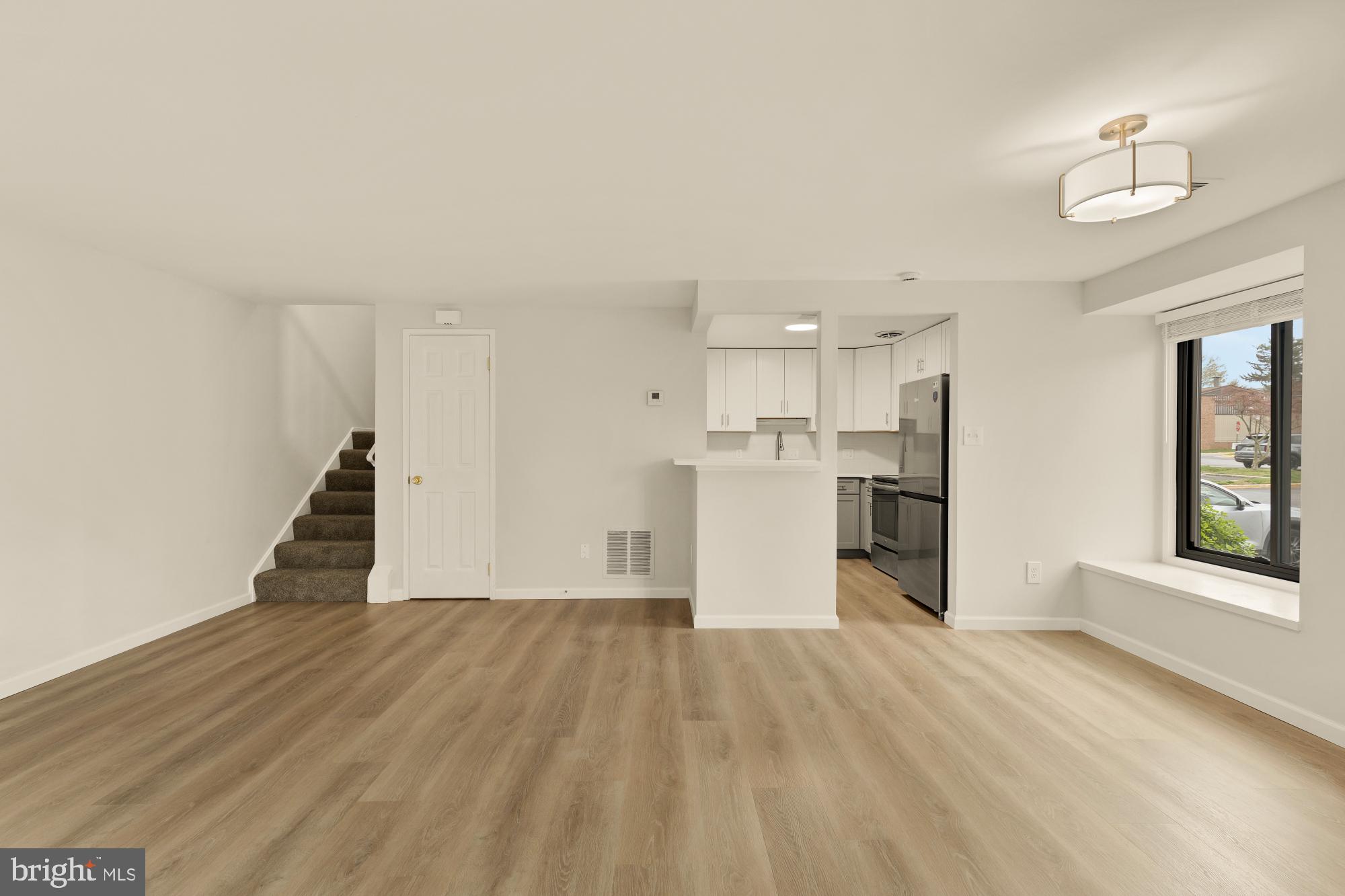 THOMAS CHOICE WEST - Residential