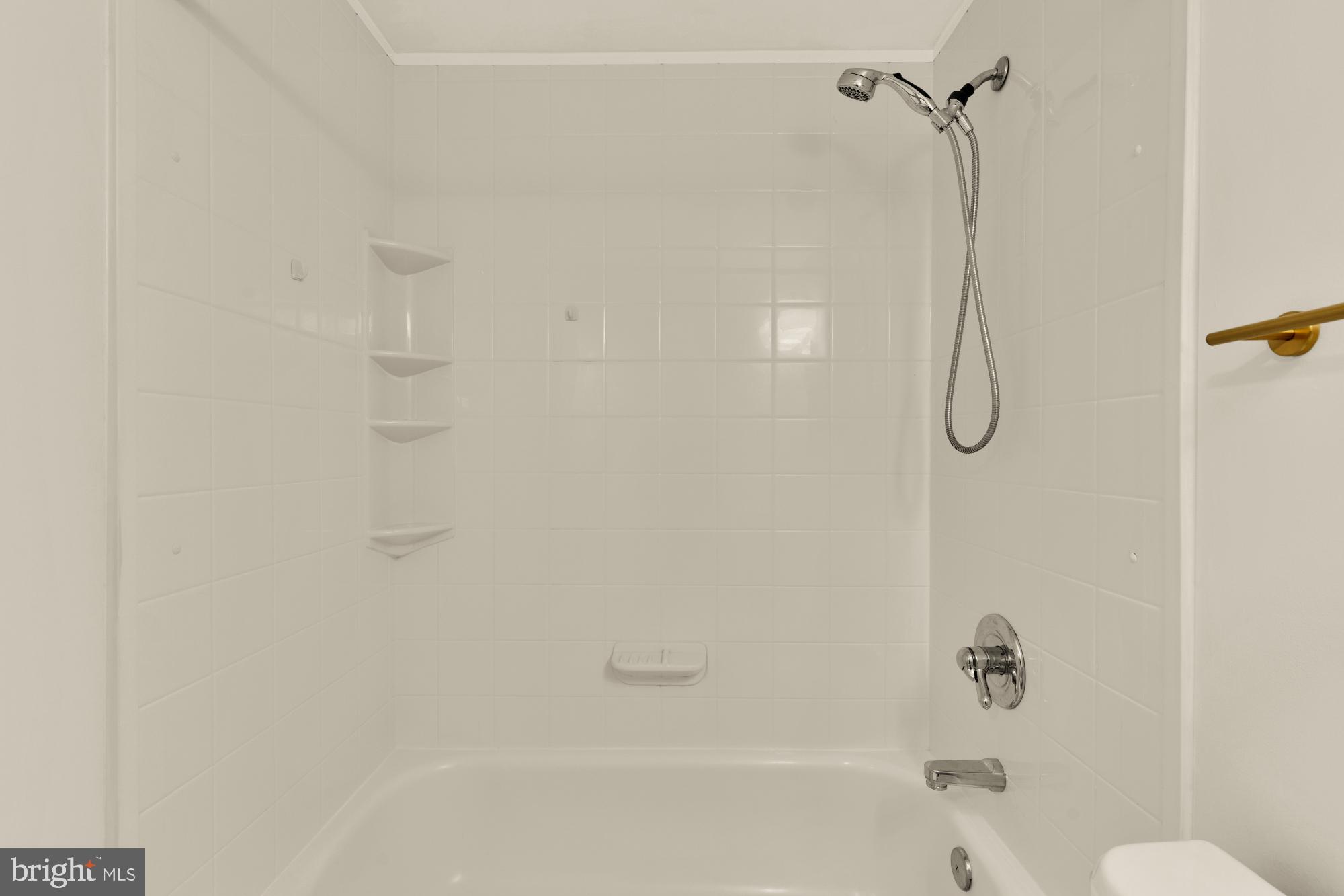 THOMAS CHOICE WEST - Residential