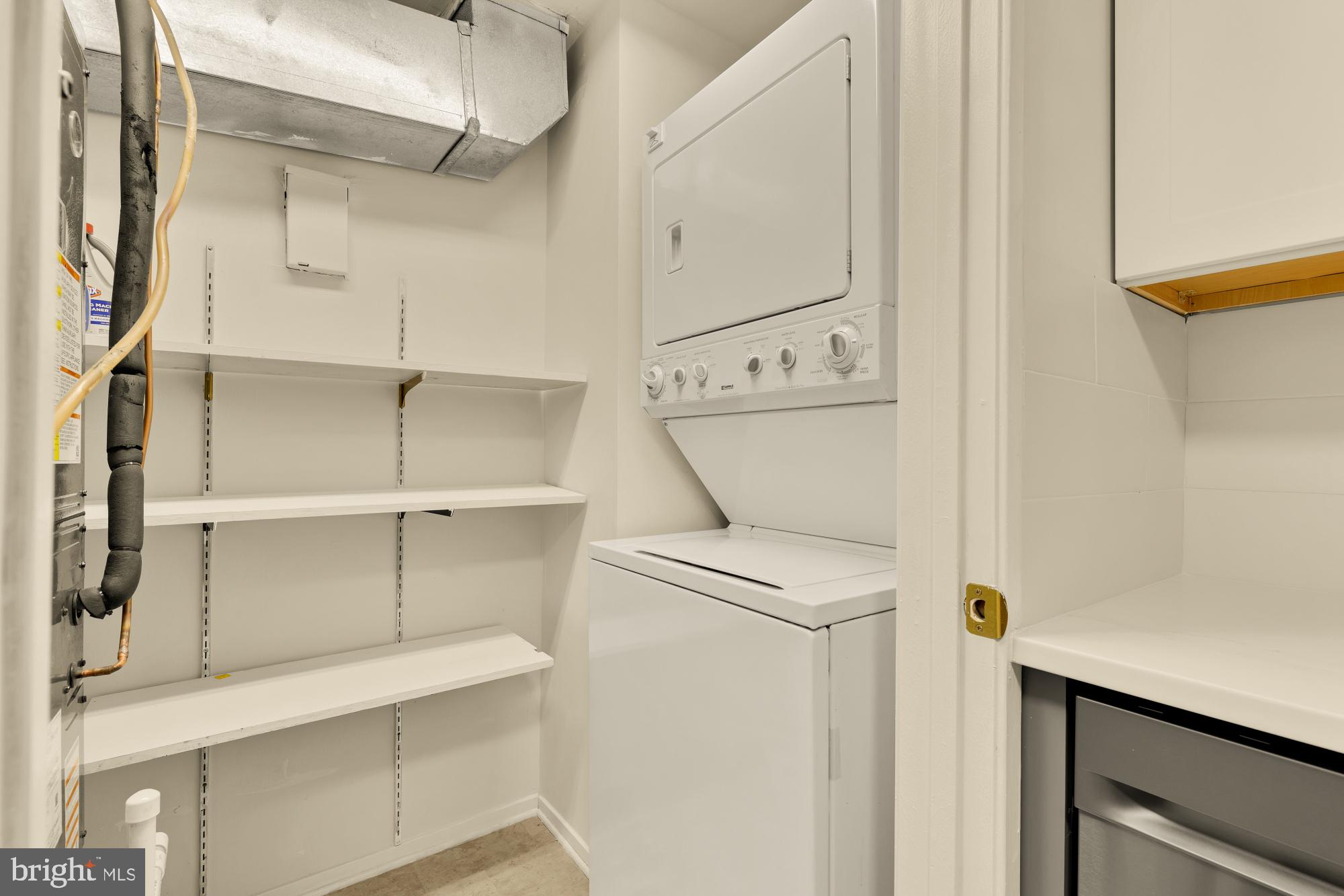 THOMAS CHOICE WEST - Residential