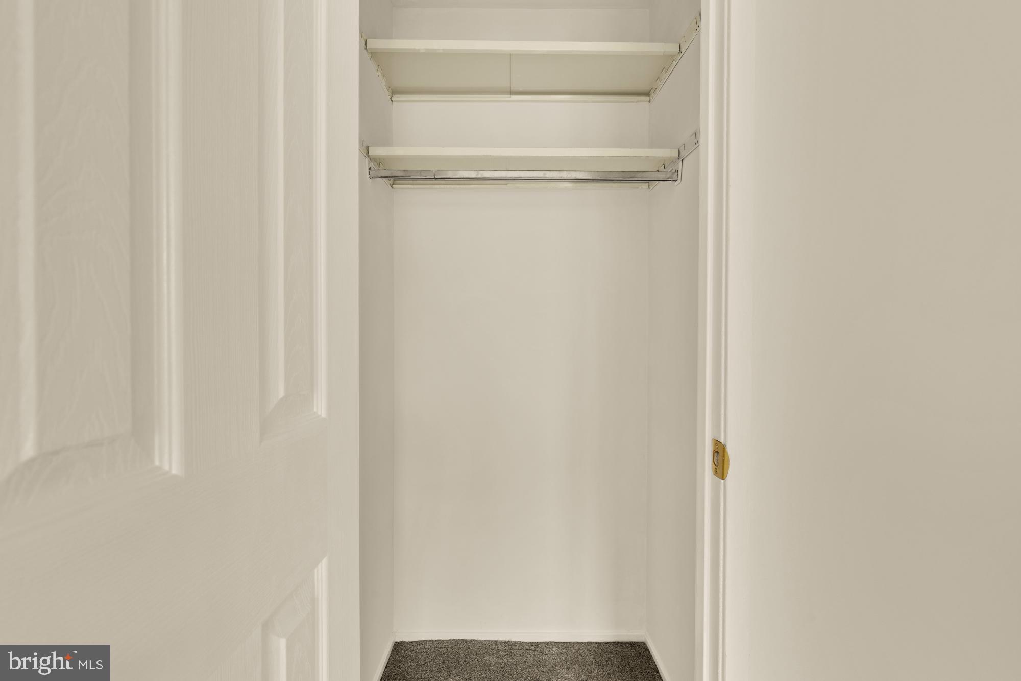 THOMAS CHOICE WEST - Residential