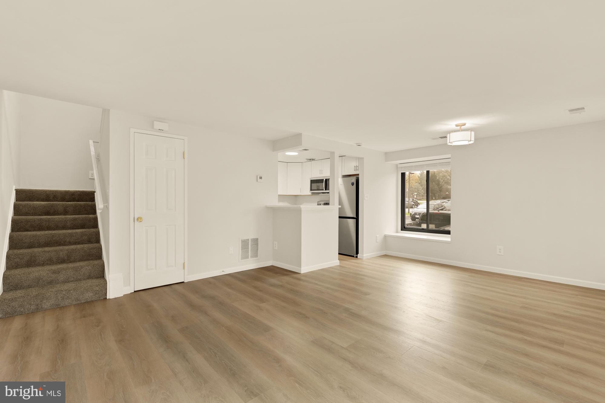 THOMAS CHOICE WEST - Residential