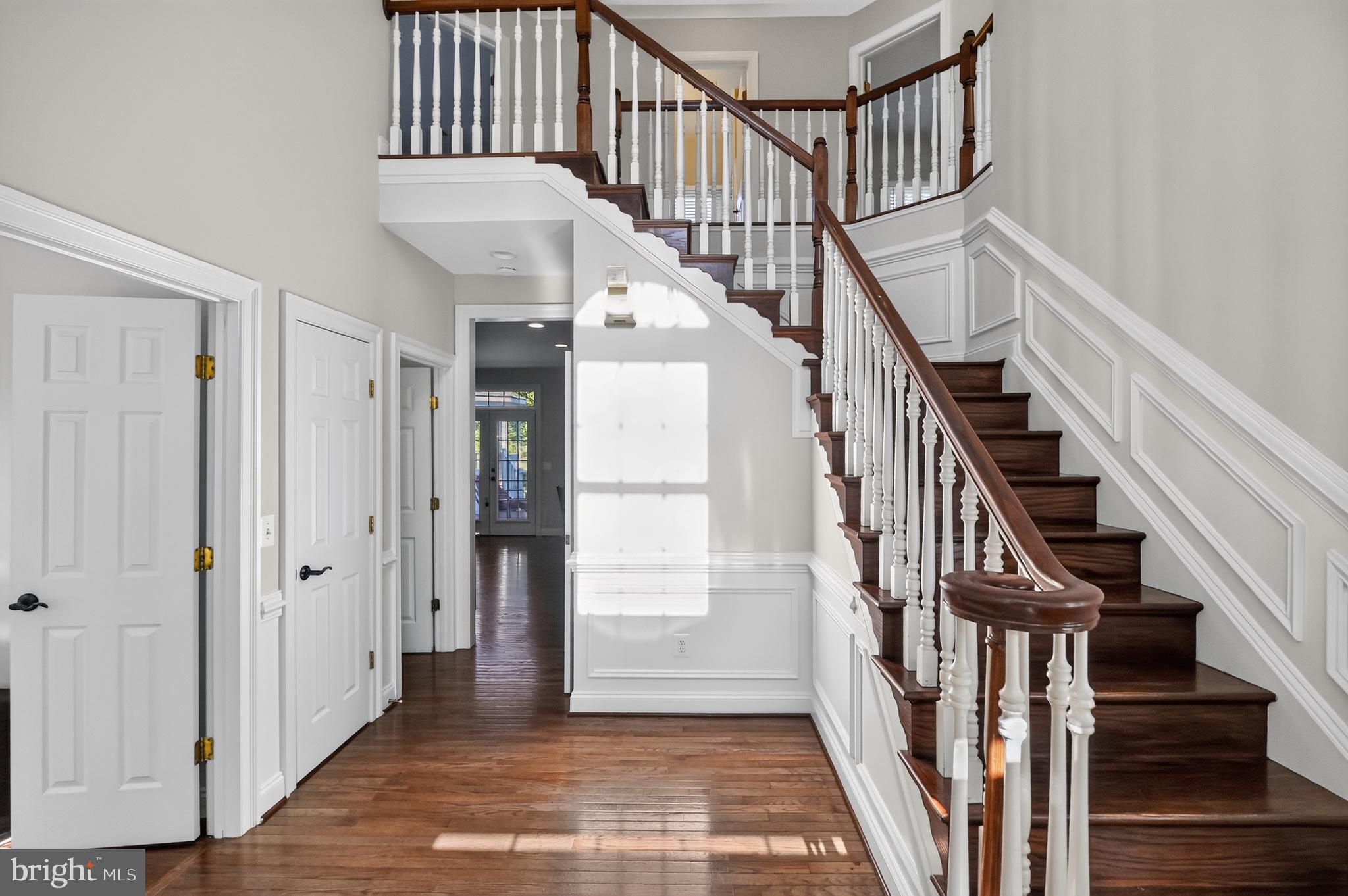 5434 SHERMAN OAKS COURT