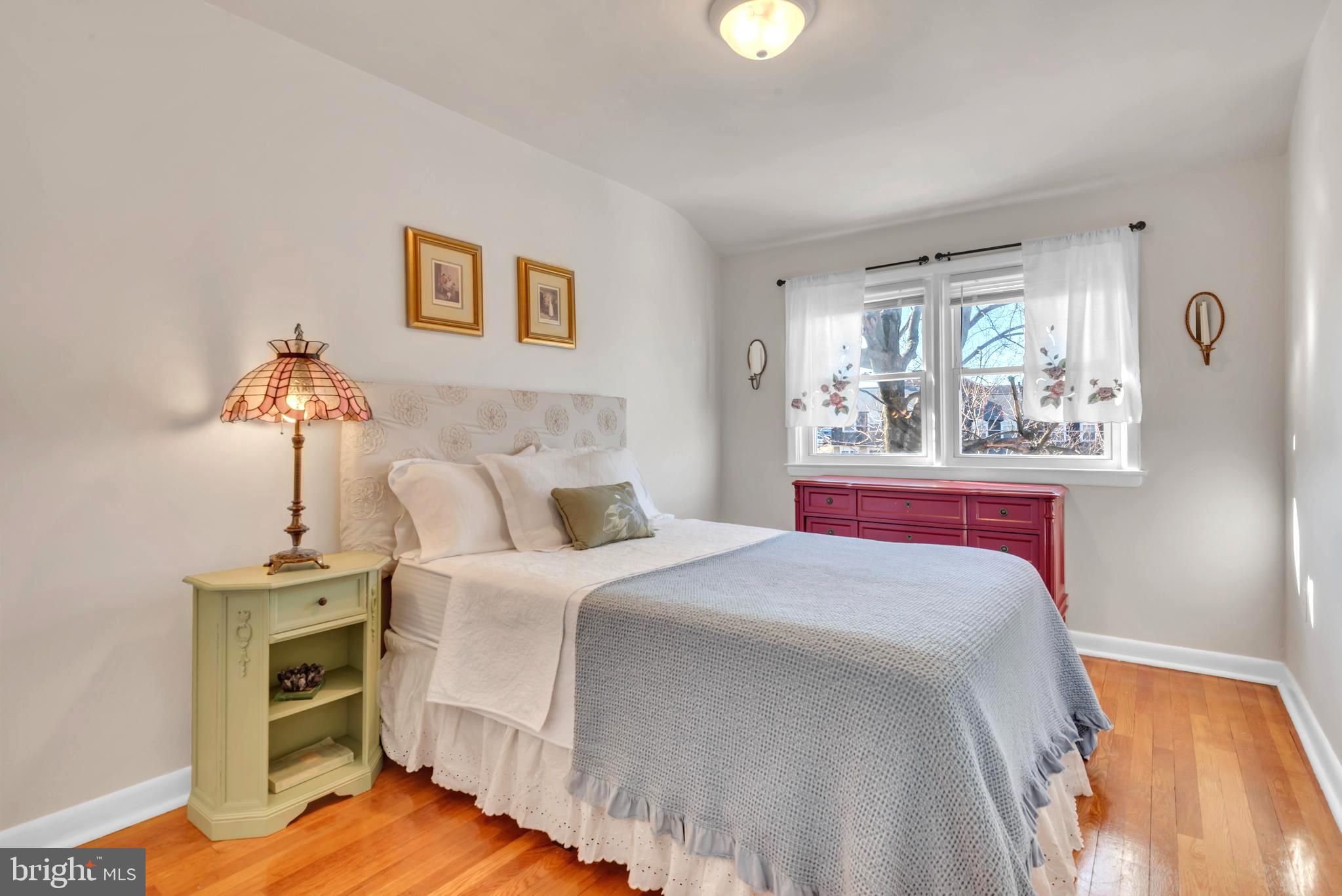 OAKLEIGH - Residential