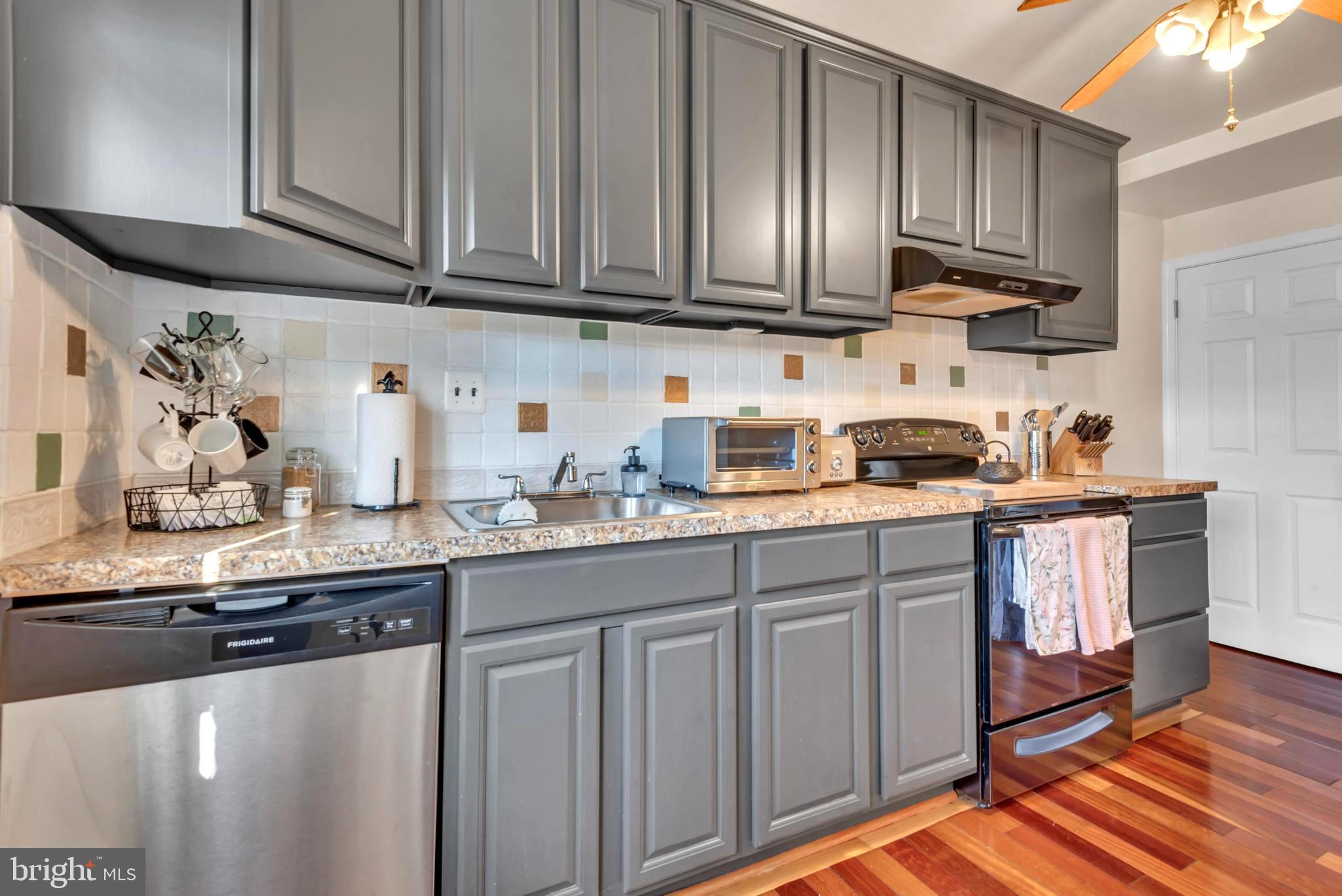 OAKLEIGH - Residential