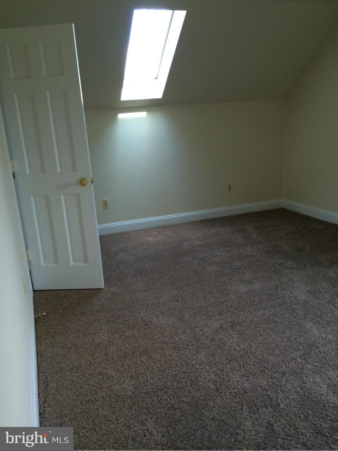 CENTENNIAL SQUARE - Residential Lease