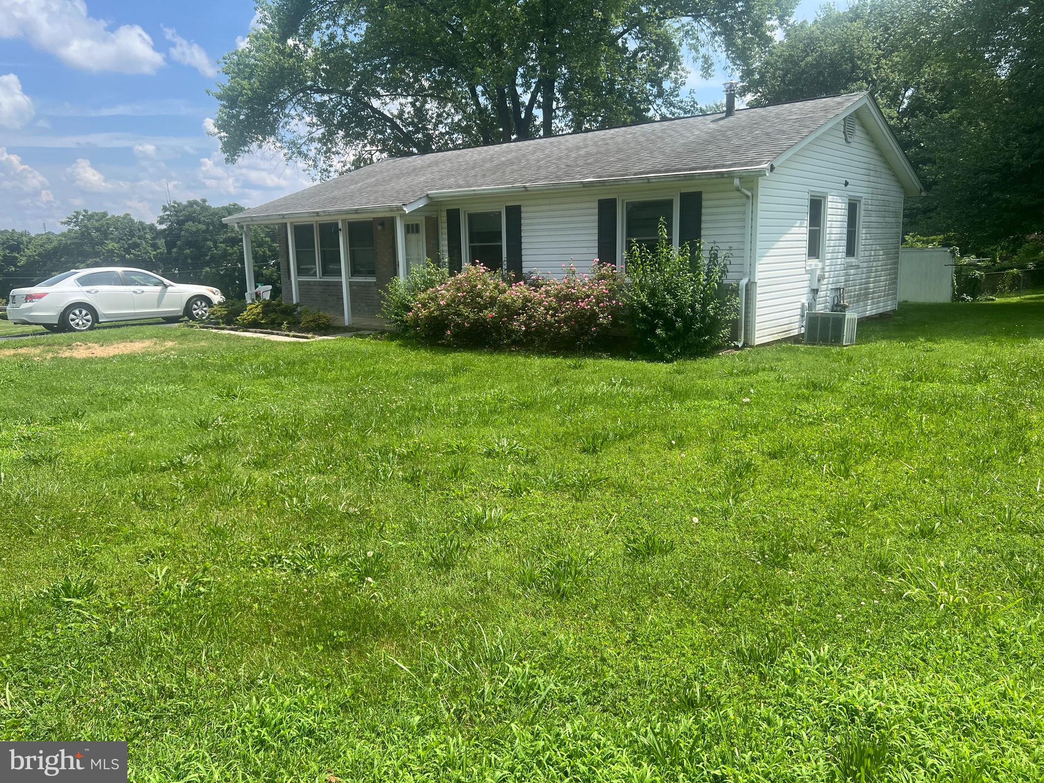 POINT OF ROCKS ESTATES - Residential