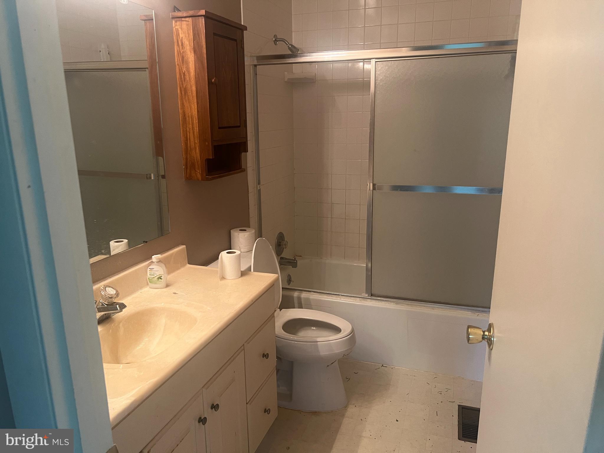 POINT OF ROCKS ESTATES - Residential