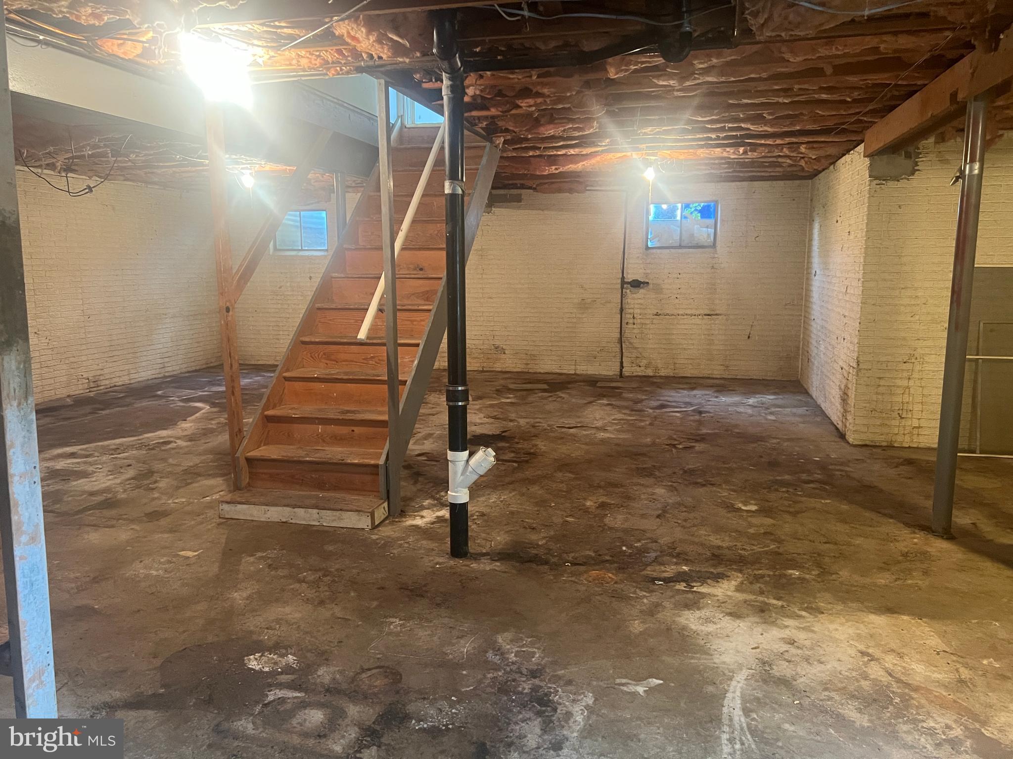 POINT OF ROCKS ESTATES - Residential