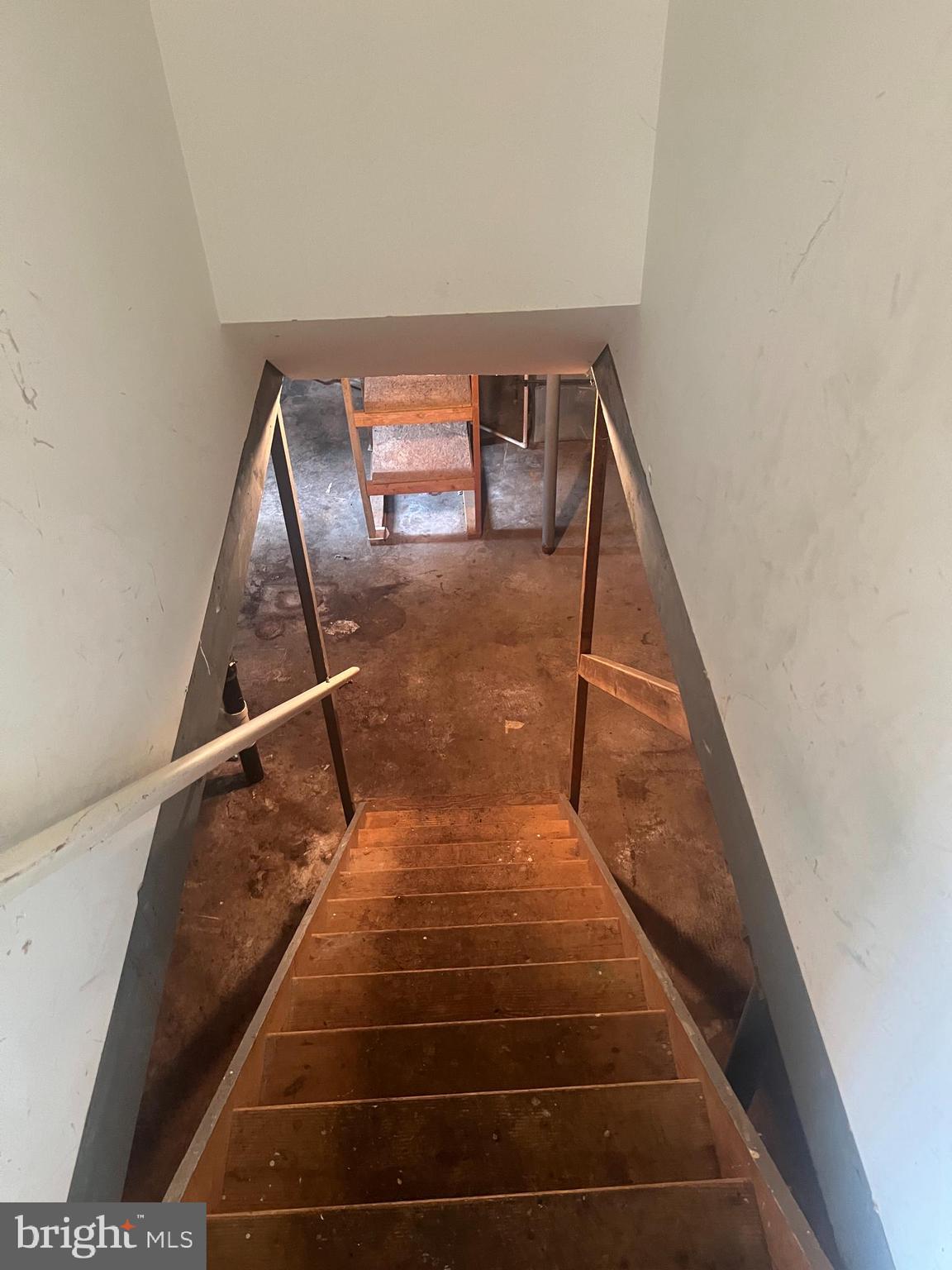 POINT OF ROCKS ESTATES - Residential