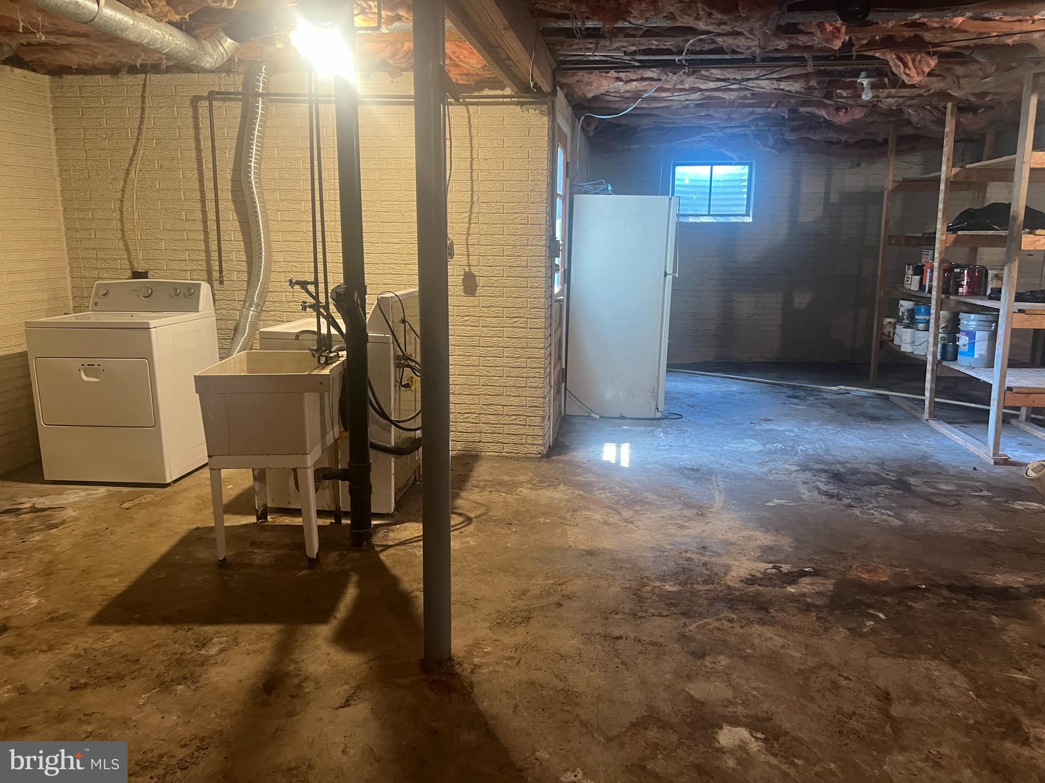 POINT OF ROCKS ESTATES - Residential