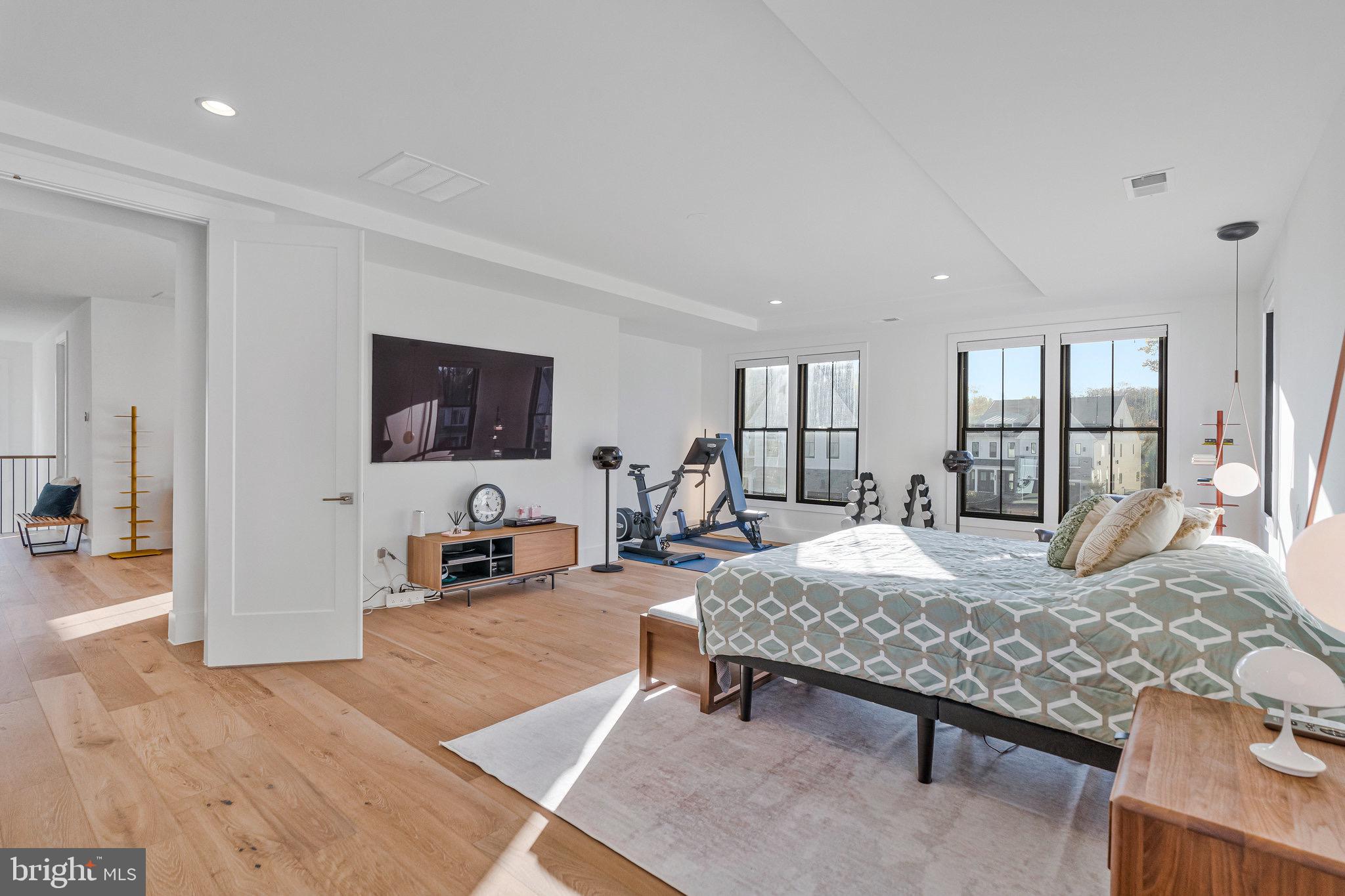 RETREAT AT MCLEAN AND MEHR FARM - Residential