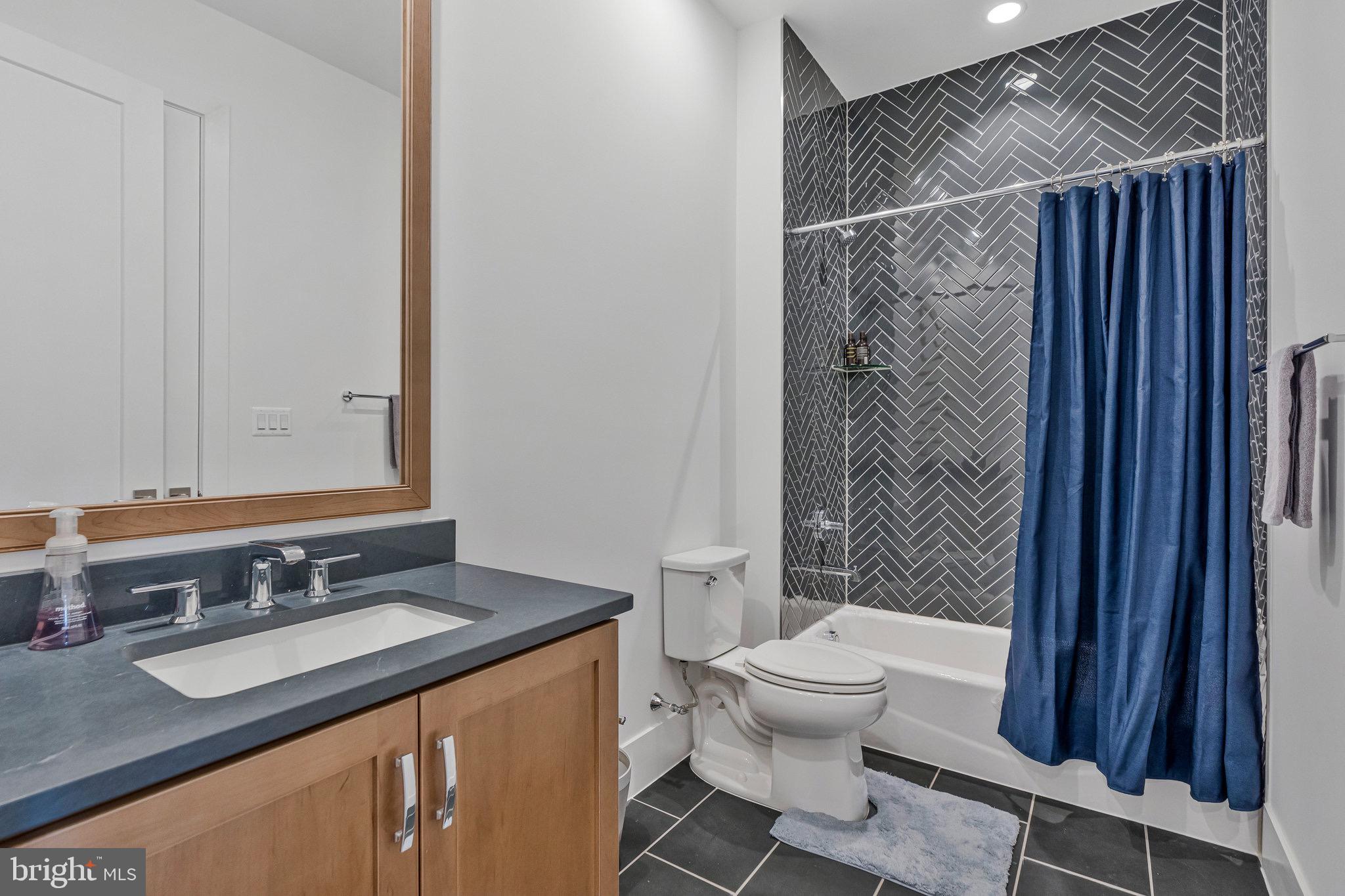 RETREAT AT MCLEAN AND MEHR FARM - Residential