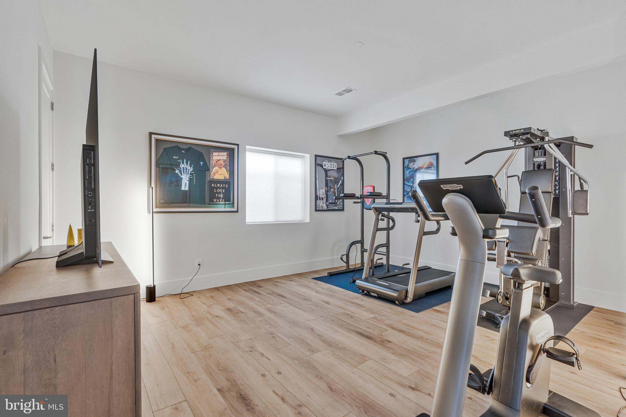 RETREAT AT MCLEAN AND MEHR FARM - Residential