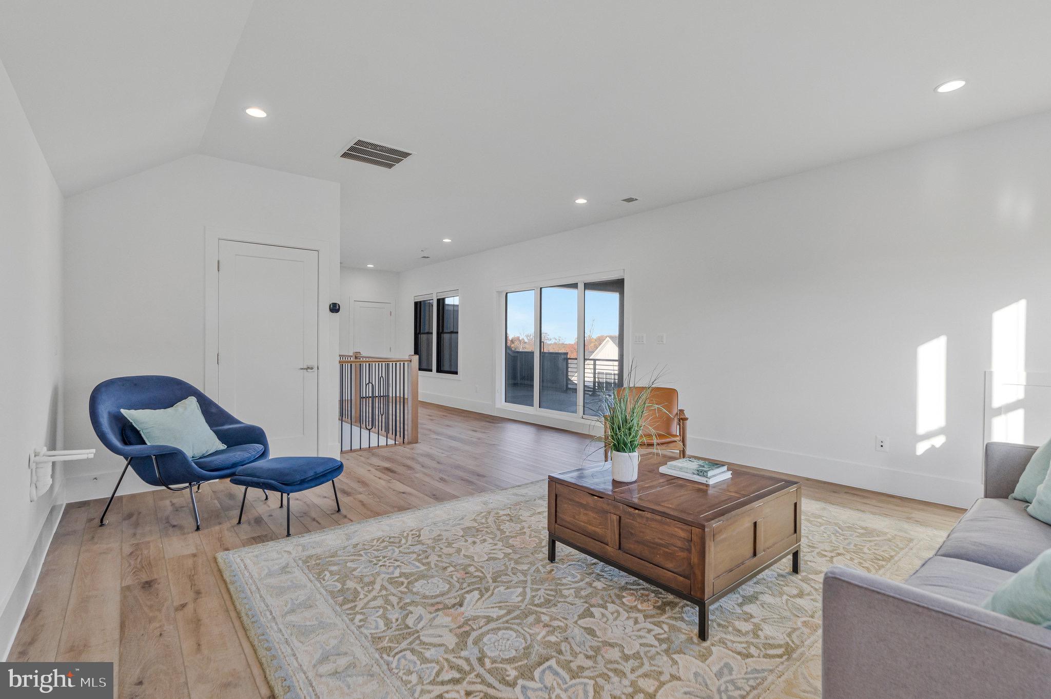 RETREAT AT MCLEAN AND MEHR FARM - Residential