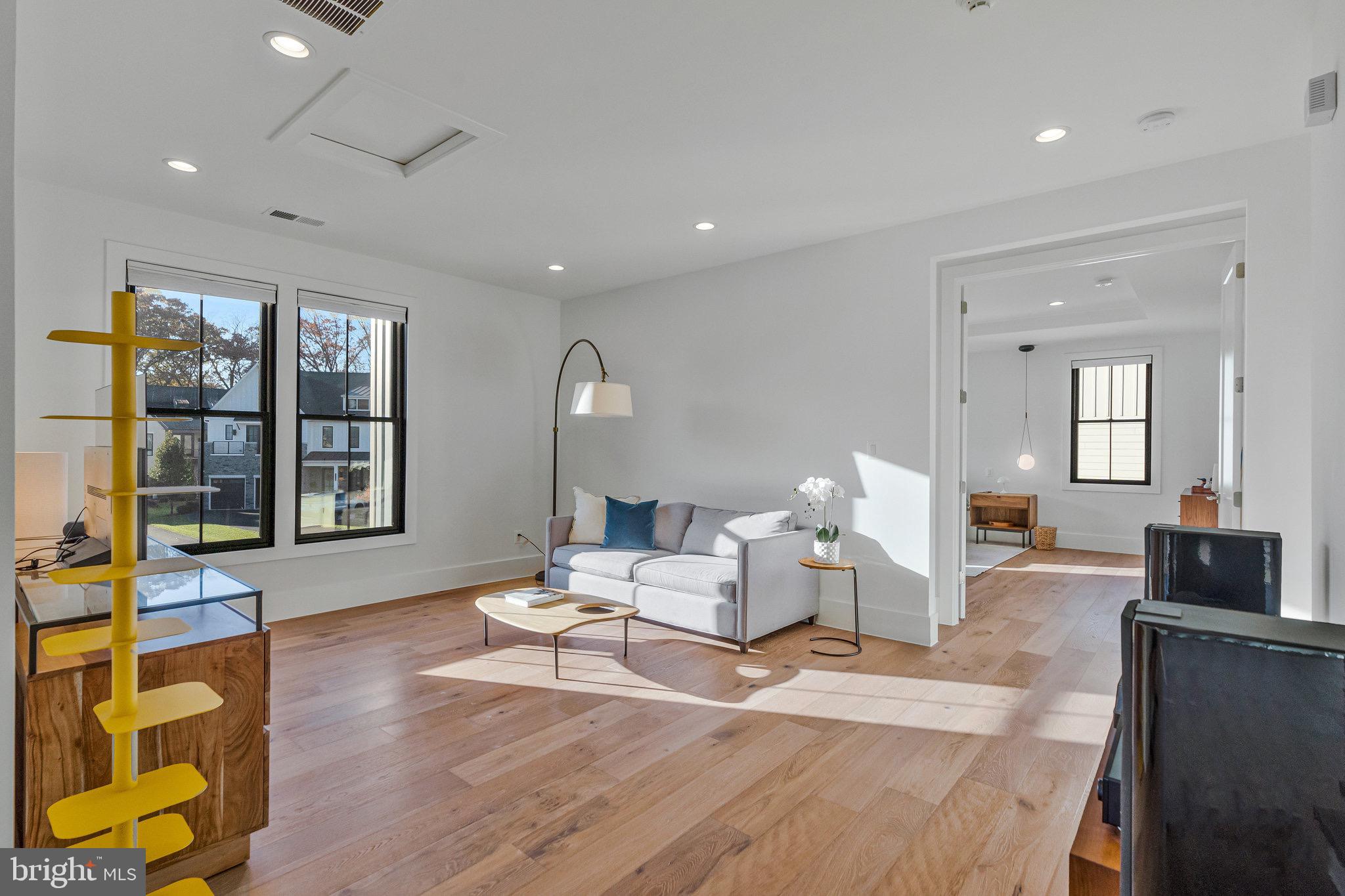 RETREAT AT MCLEAN AND MEHR FARM - Residential