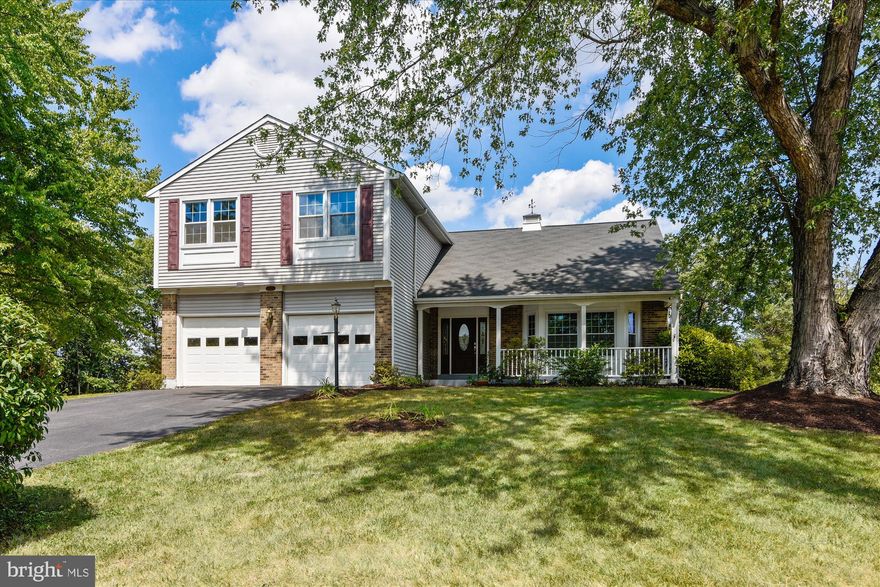 Welcome to 6515 White Post Road in Gate Post Estates.